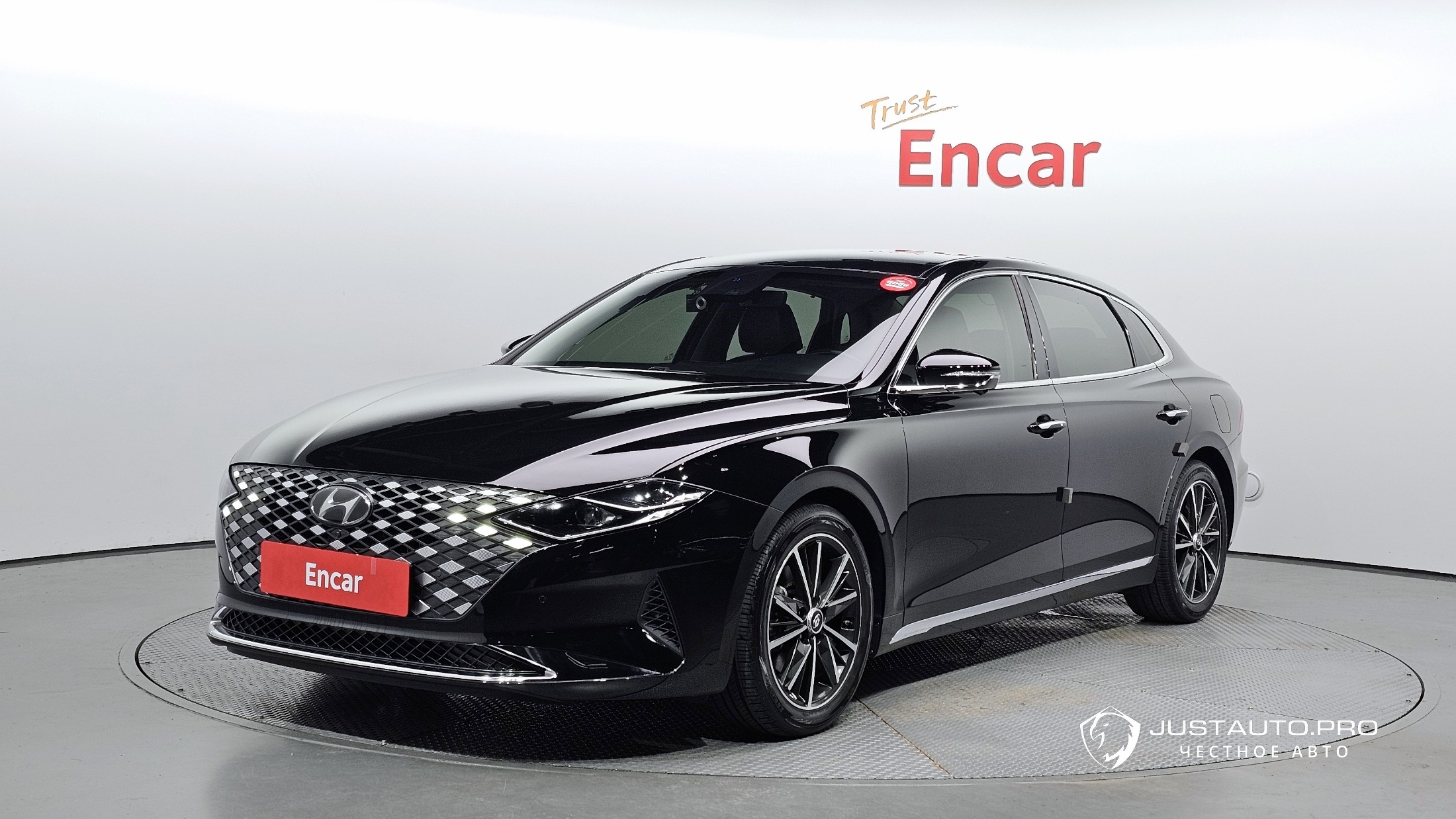 Автомобиль Hyundai Grandeur