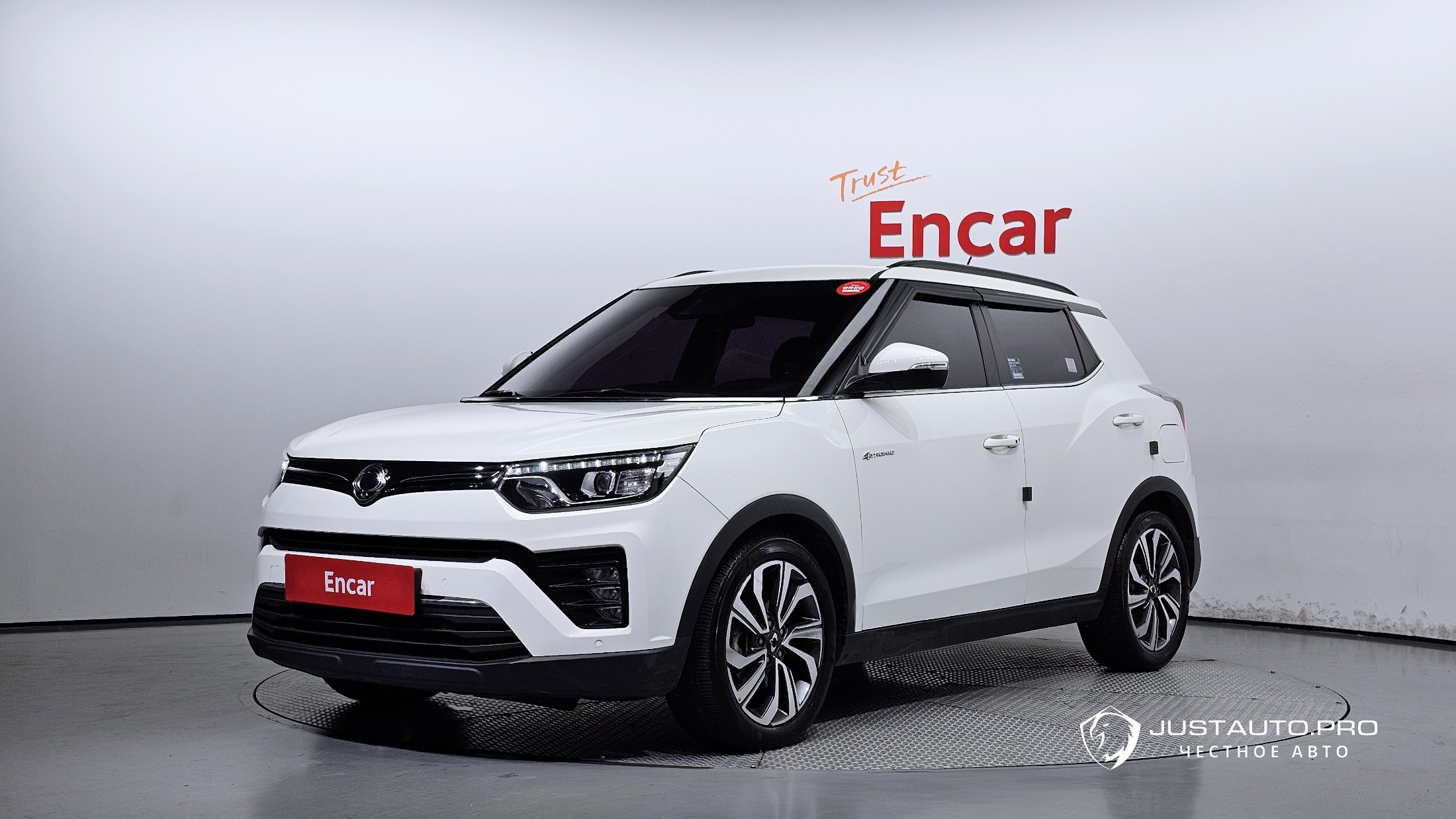 Автомобиль KG_Mobility_Ssangyong TIBOLI