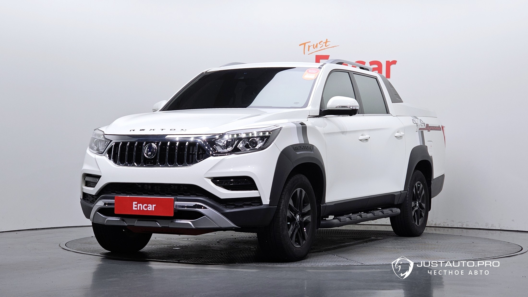 Автомобиль KG_Mobility_Ssangyong Rexton