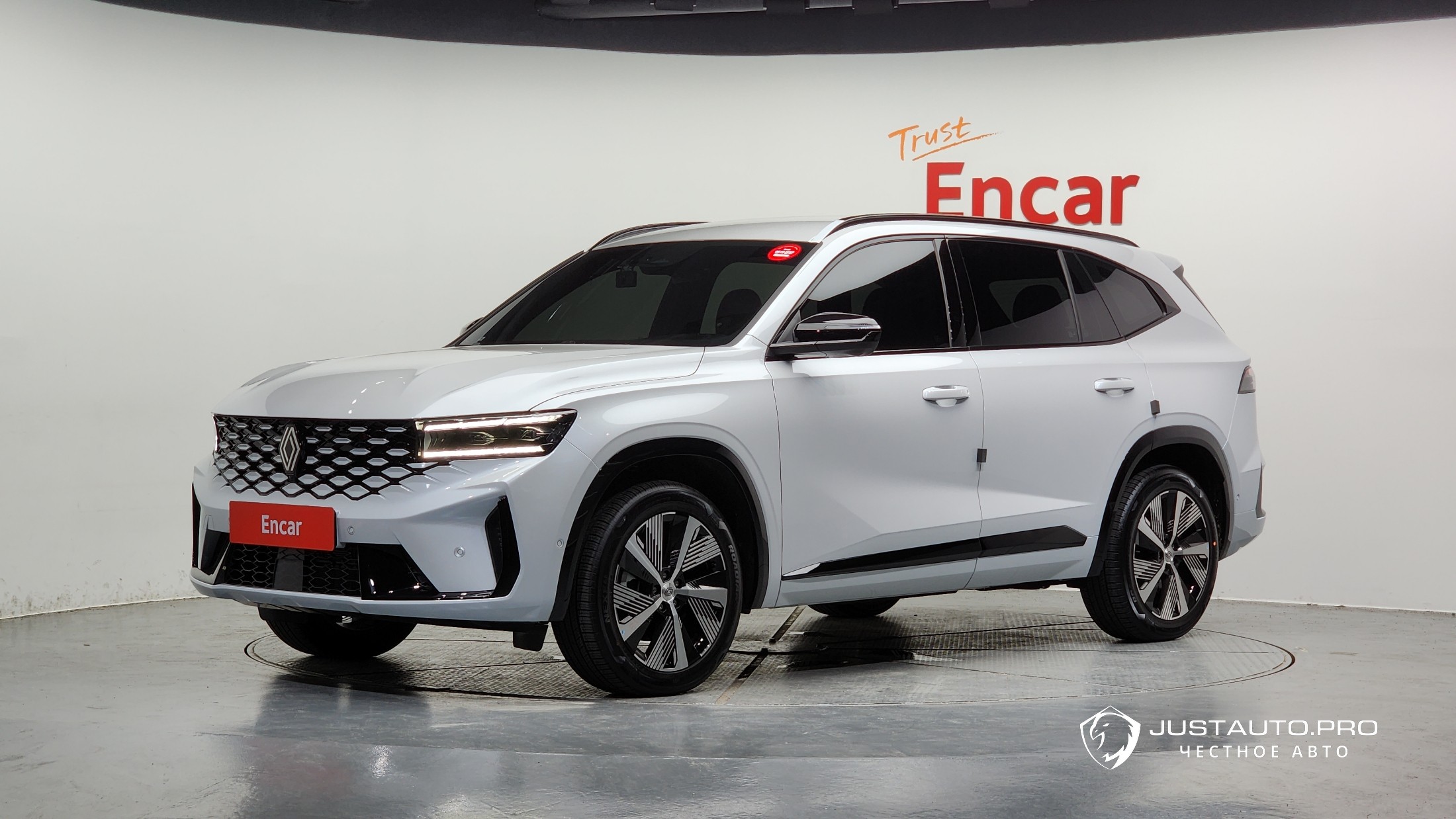 Автомобиль Renault-KoreaSamsung Grand Koleos
