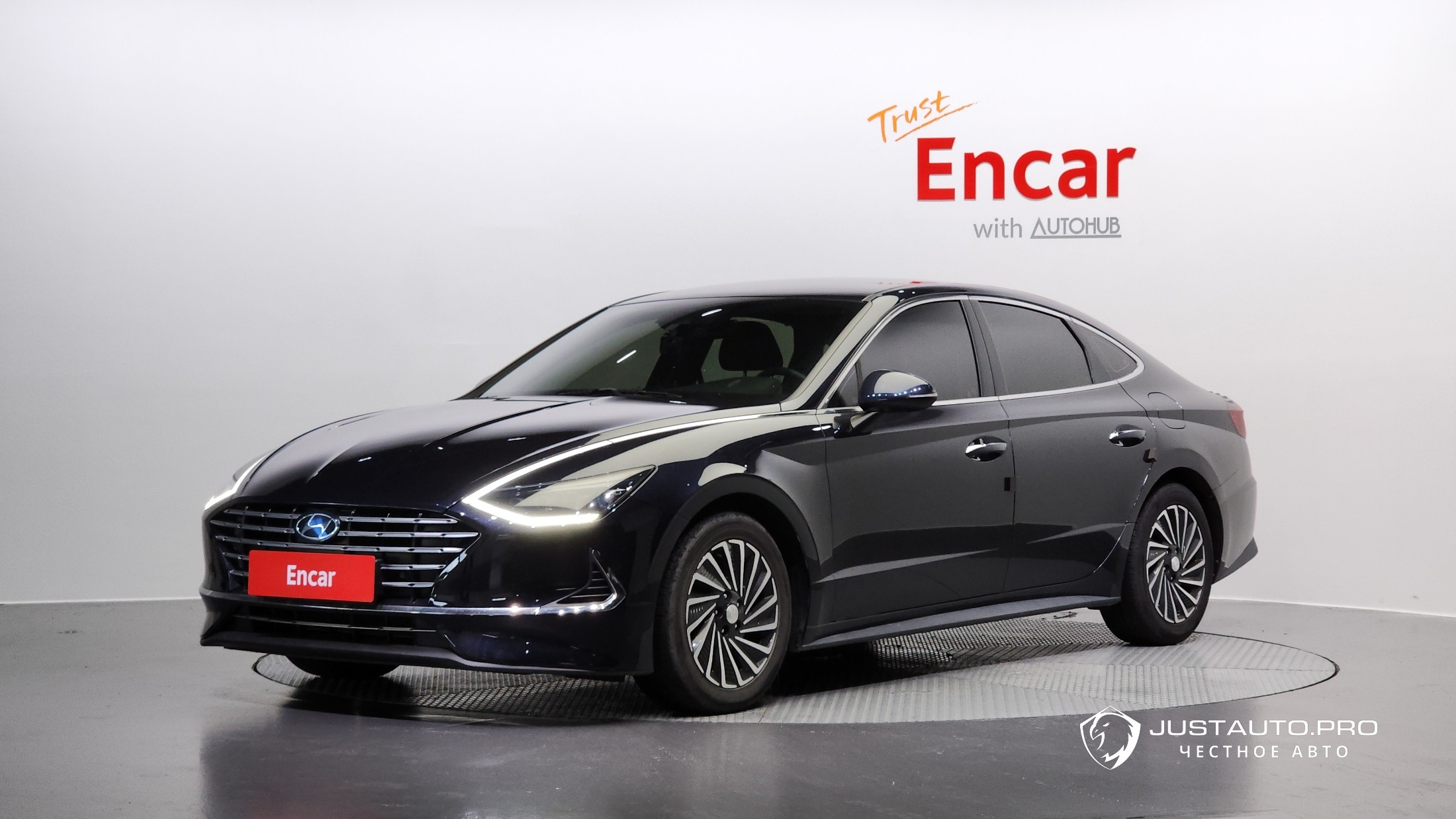 Автомобиль Hyundai Sonata