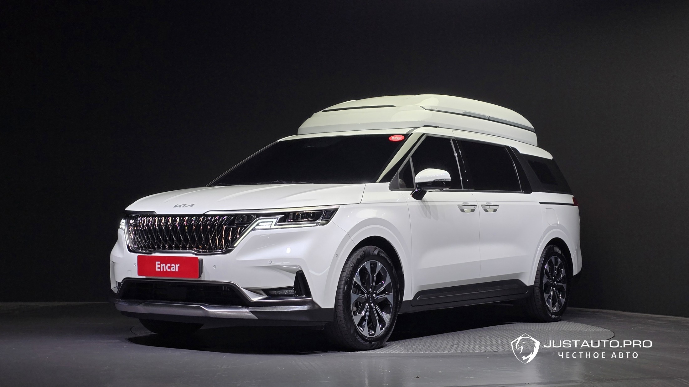 Автомобиль Kia Canival