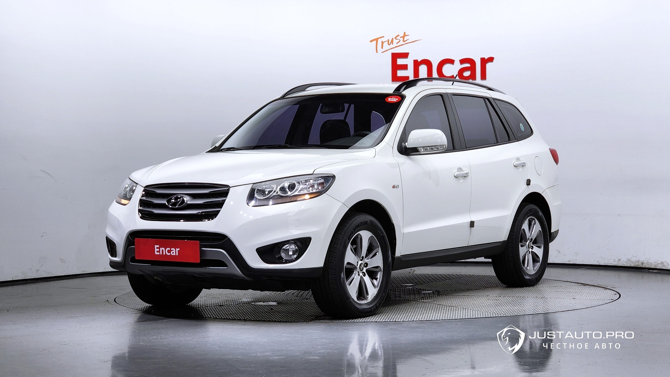 Автомобиль Hyundai Santafe