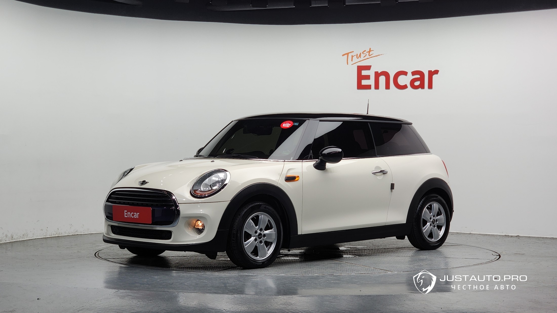 Автомобиль Mini Cooper