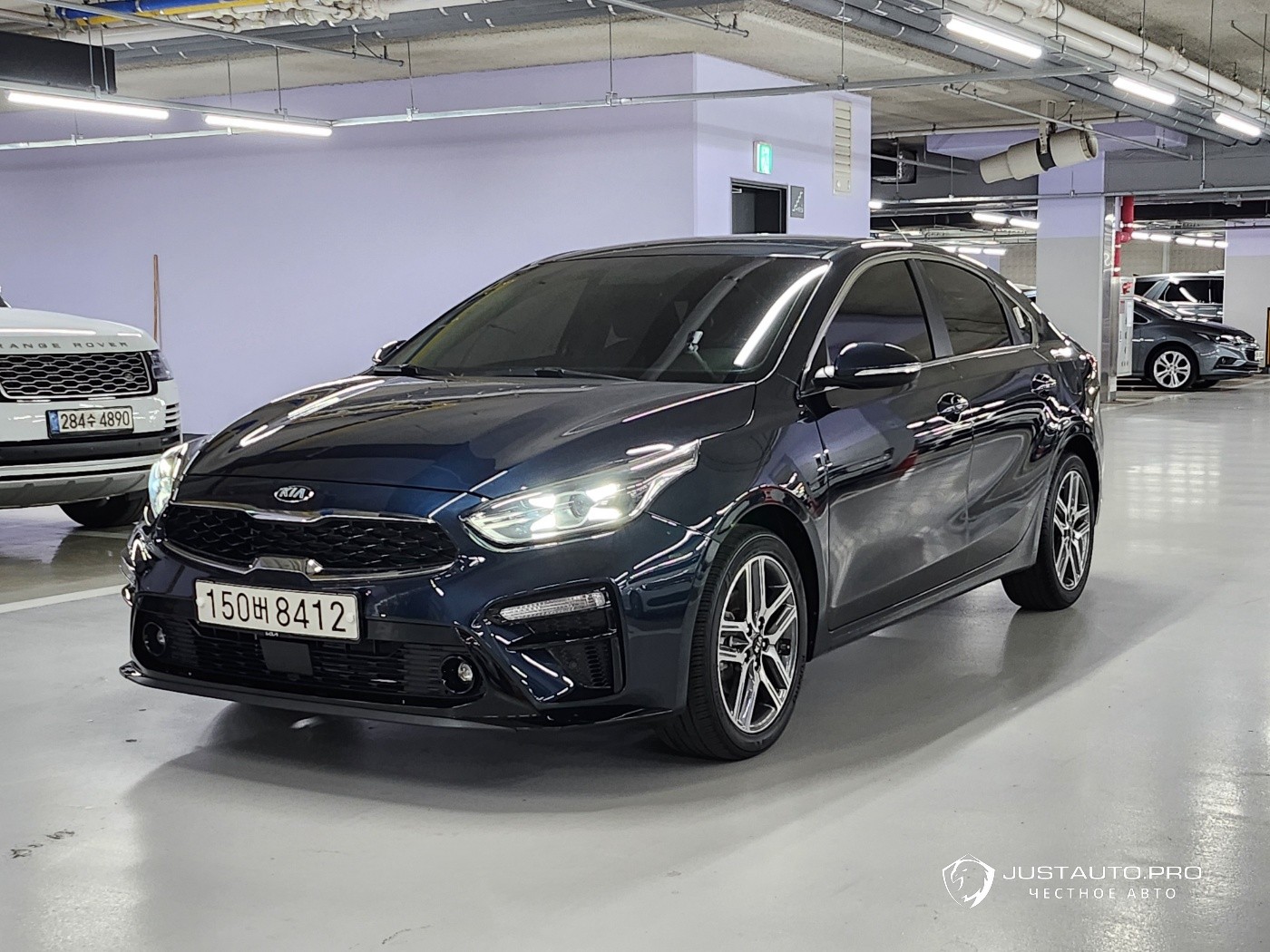 Автомобиль Kia K3