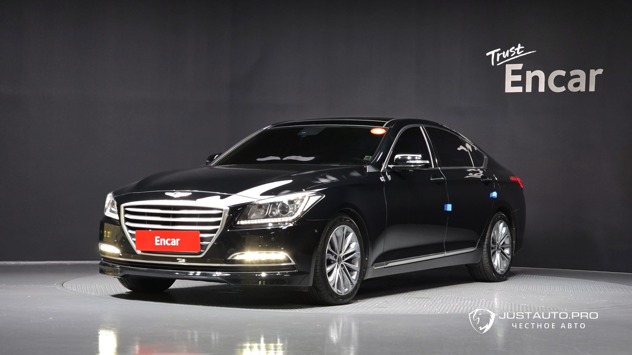 Автомобиль Hyundai Genesis