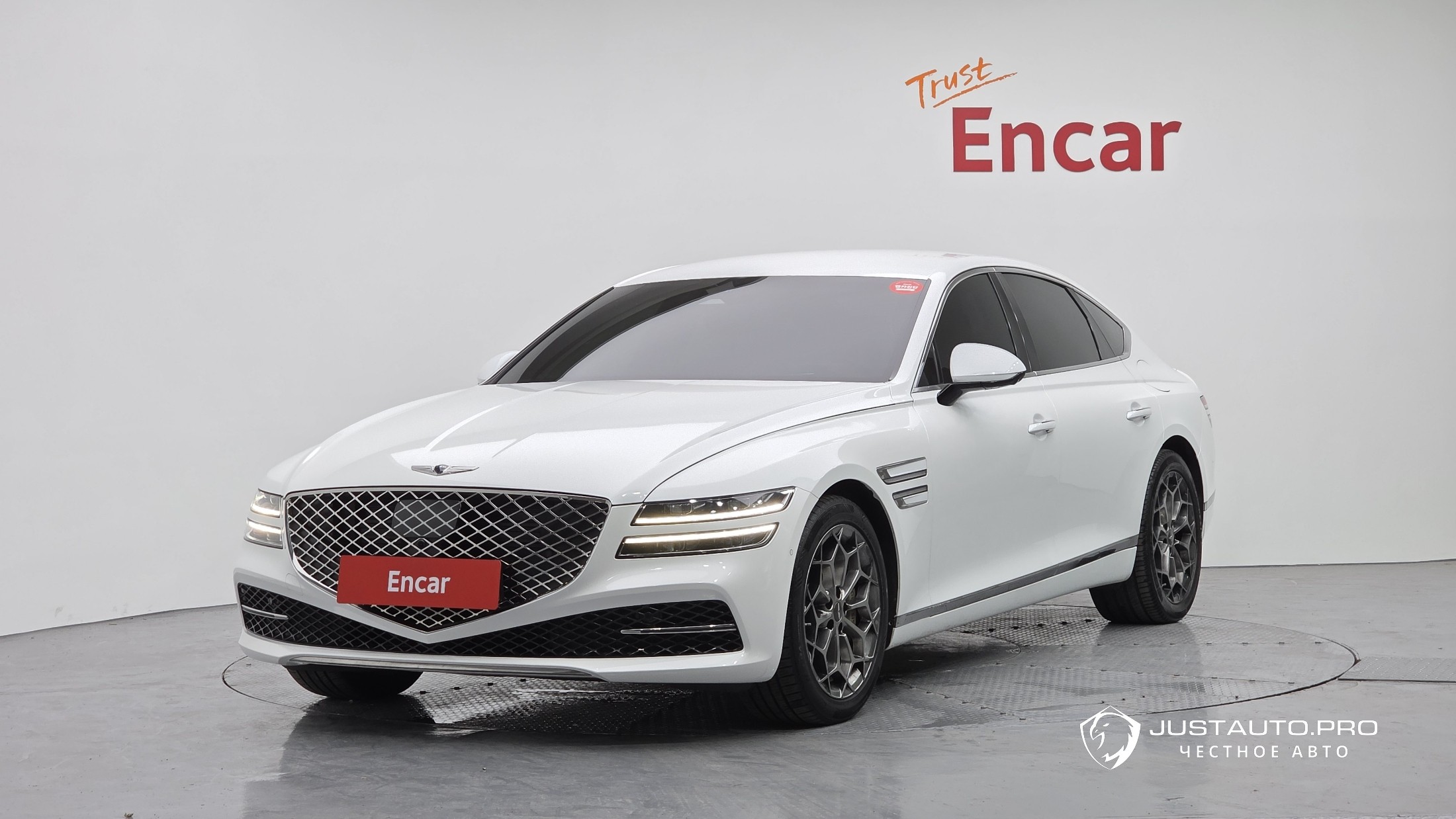 Автомобиль Genesis G80