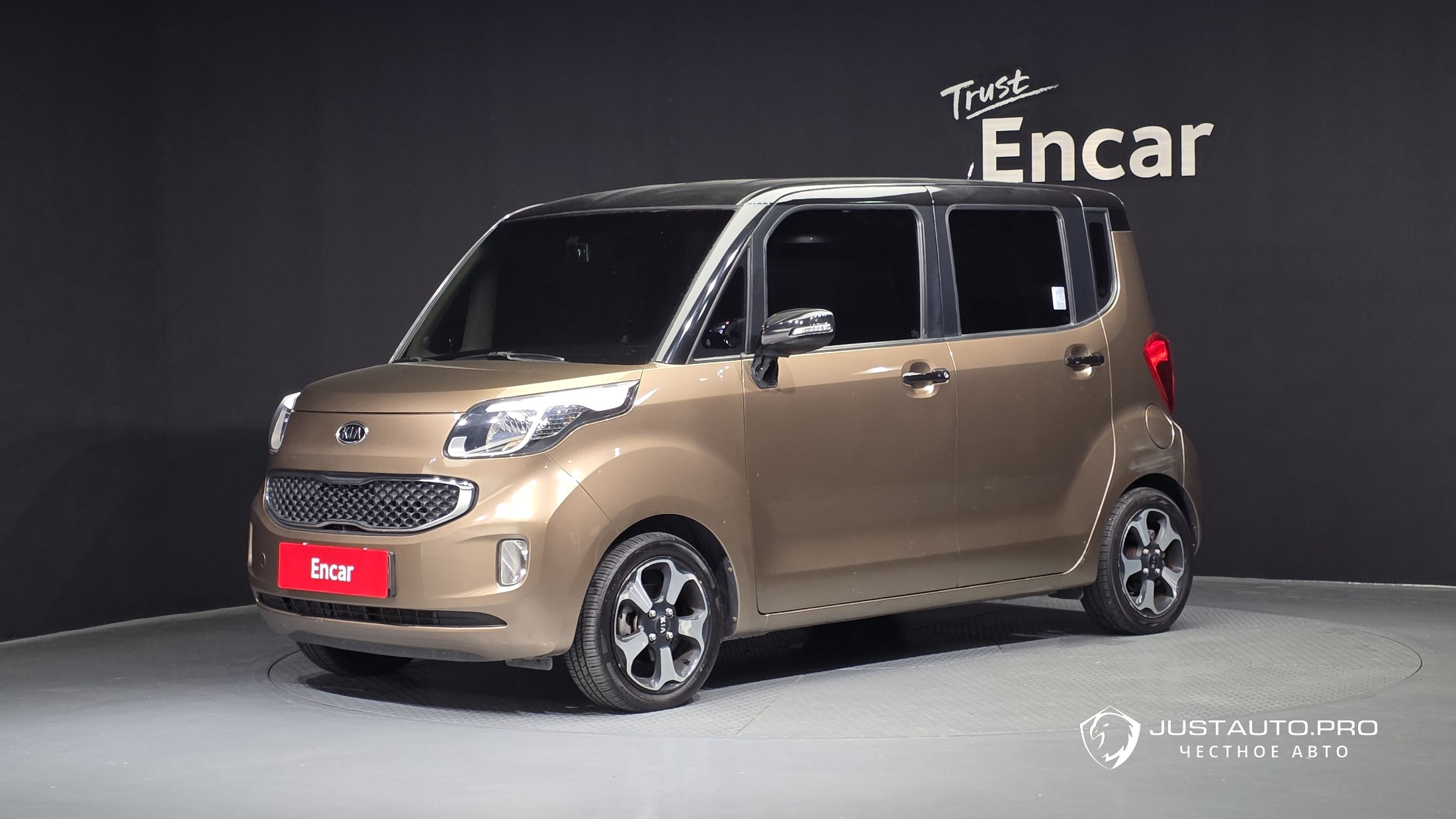 Автомобиль Kia RAY