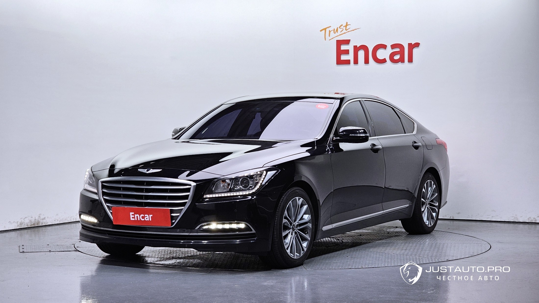 Автомобиль Hyundai Genesis