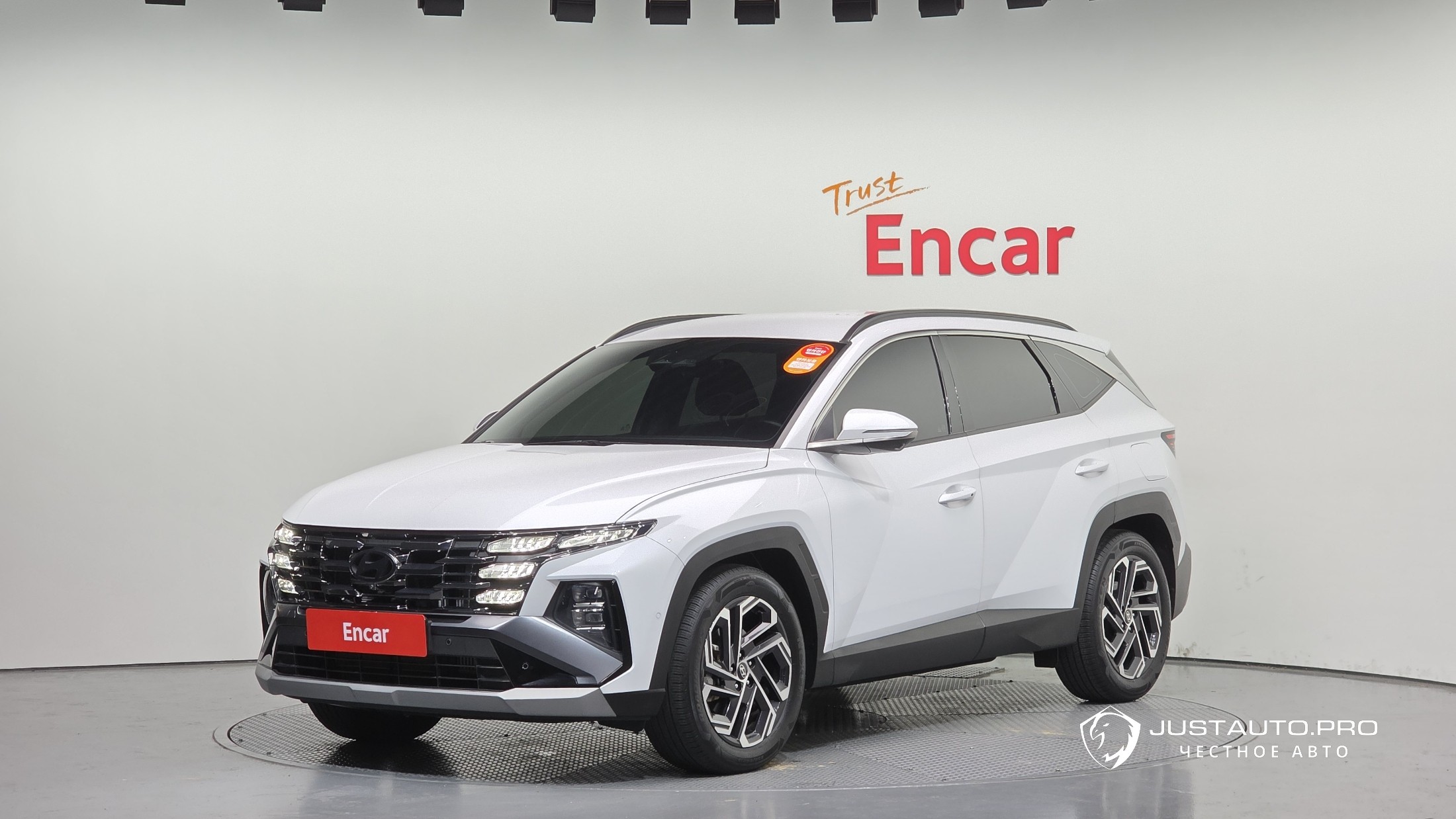 Автомобиль Hyundai Tucson