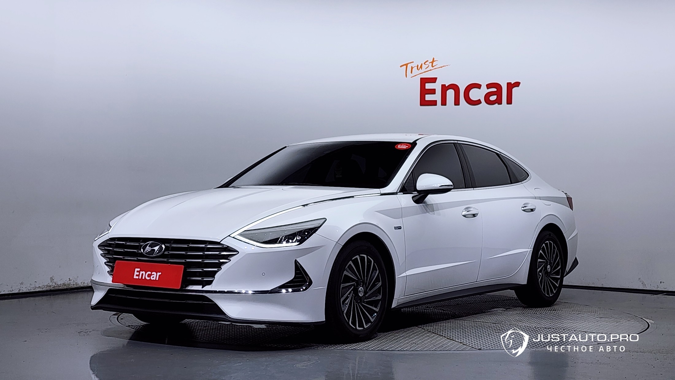 Автомобиль Hyundai Sonata