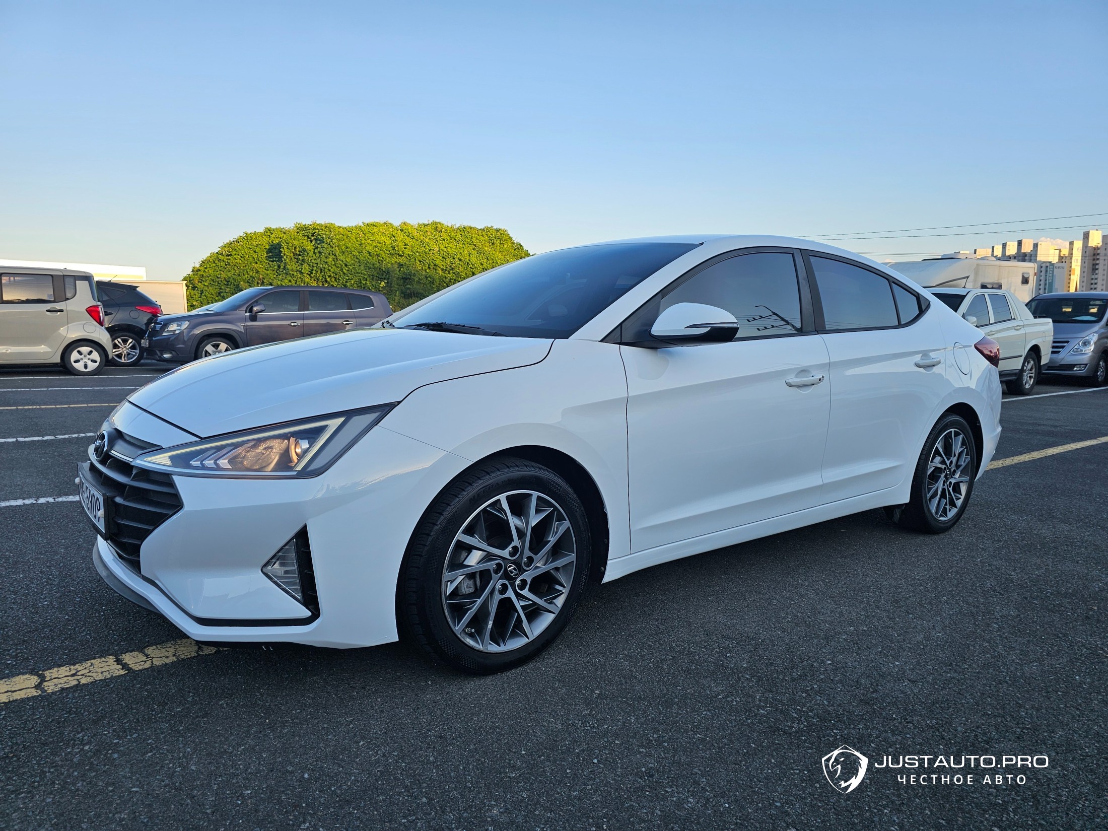 Автомобиль Hyundai AVANTE