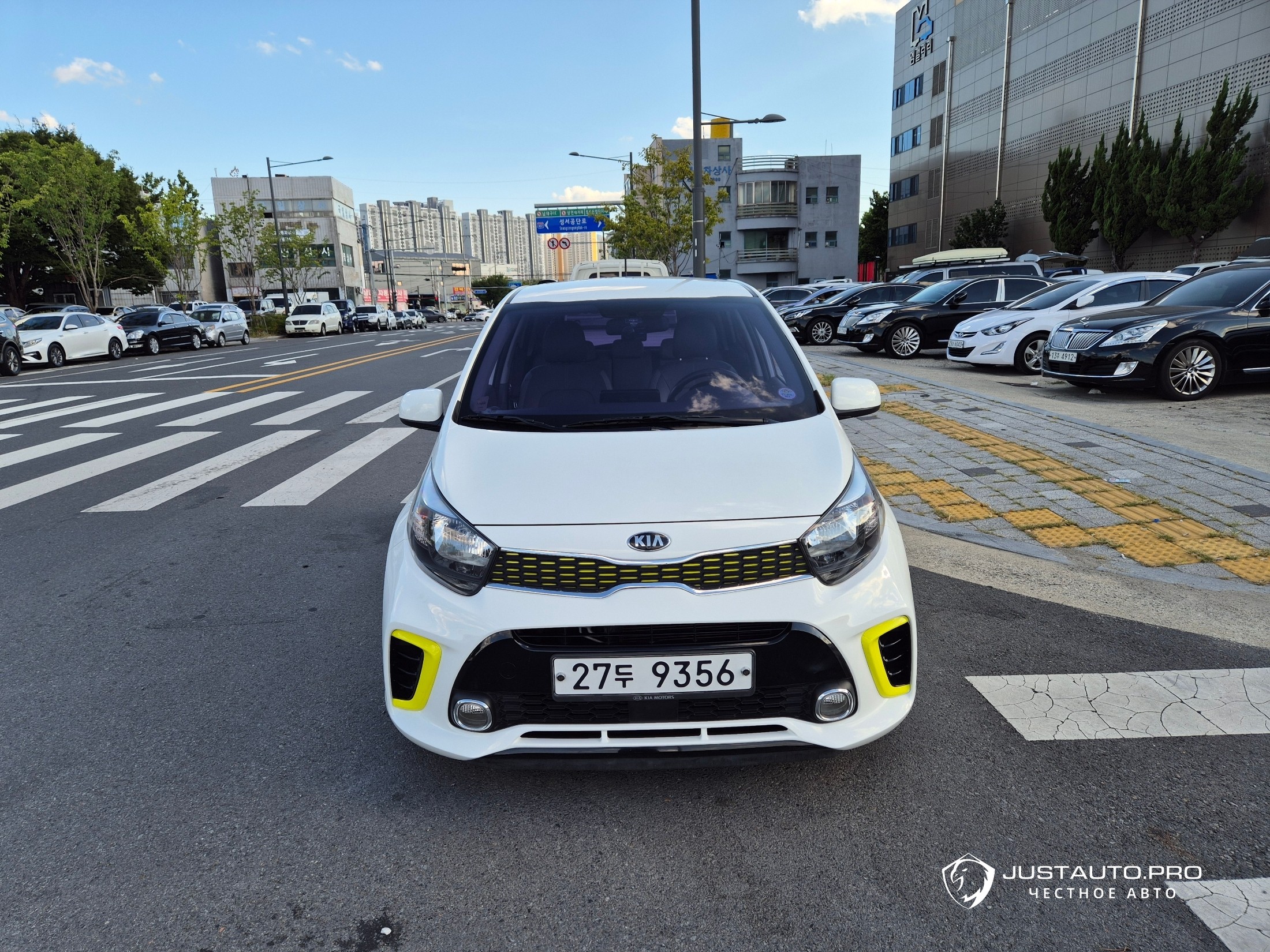 Автомобиль Kia morning