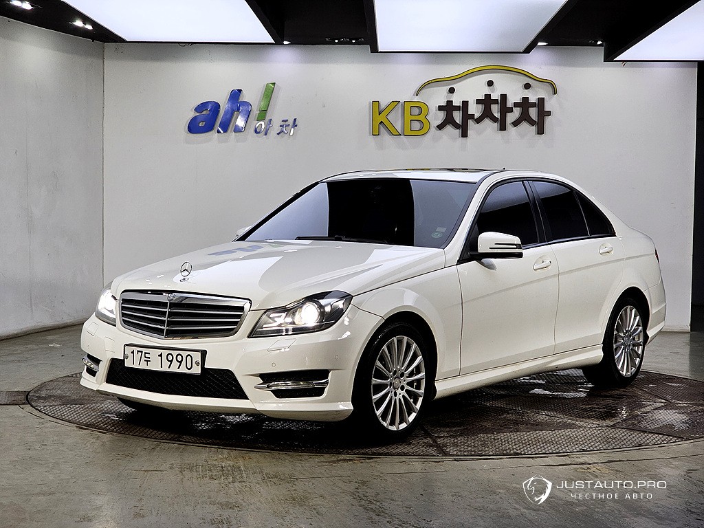 Автомобиль Mercedes-Benz C-Class