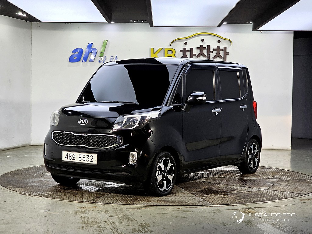 Автомобиль Kia RAY