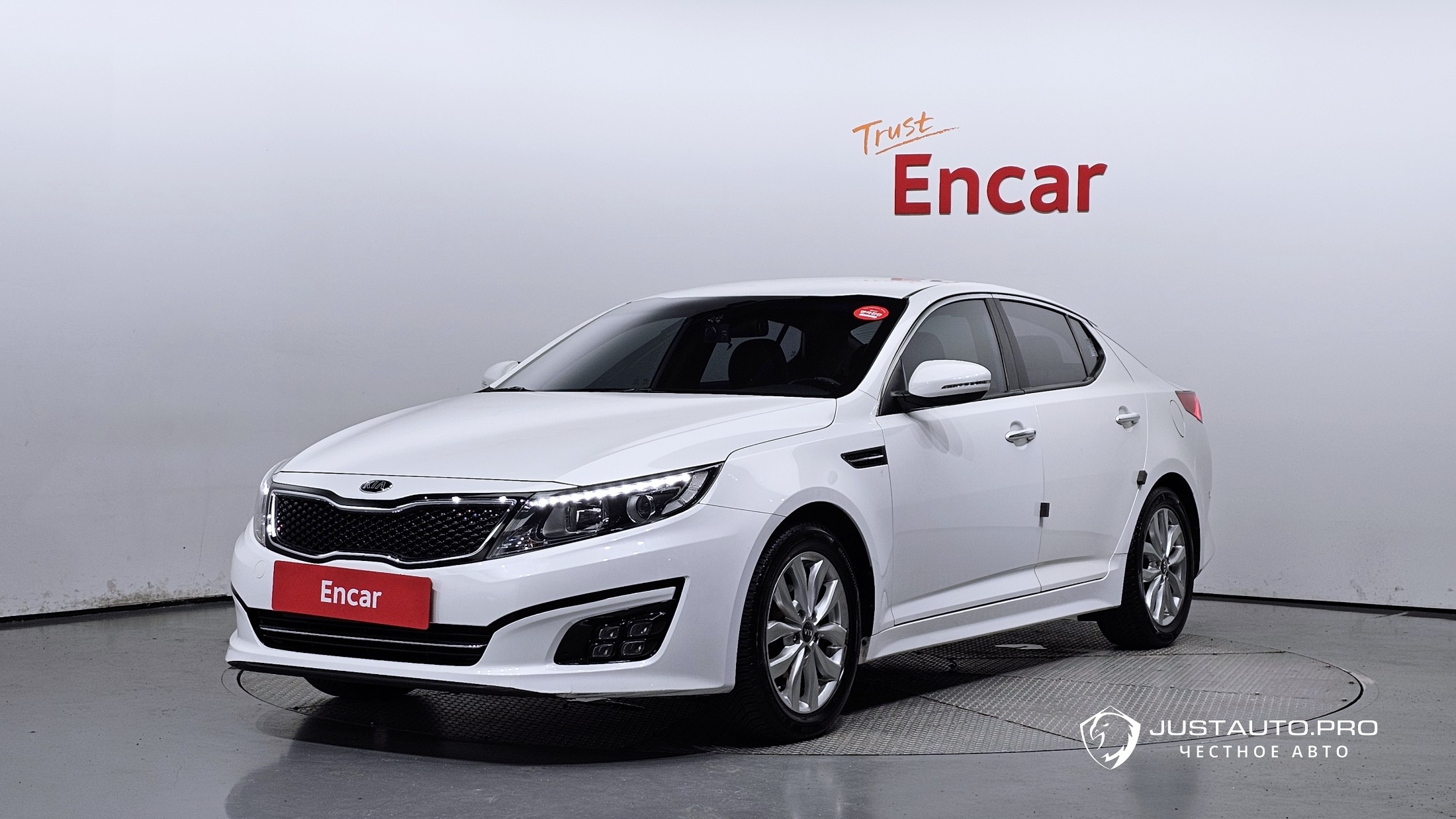 Автомобиль Kia K5