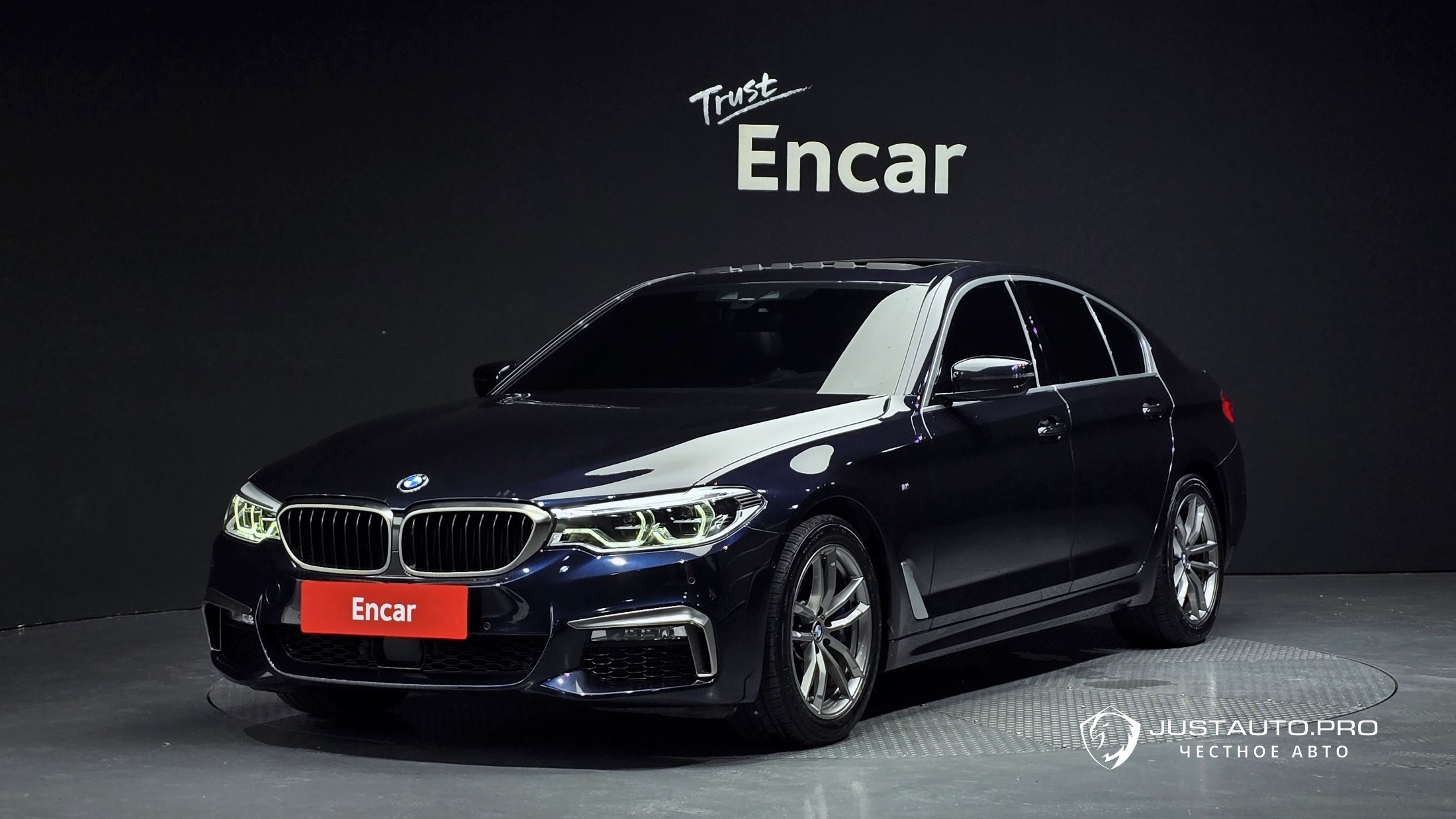 Автомобиль BMW 5-Series