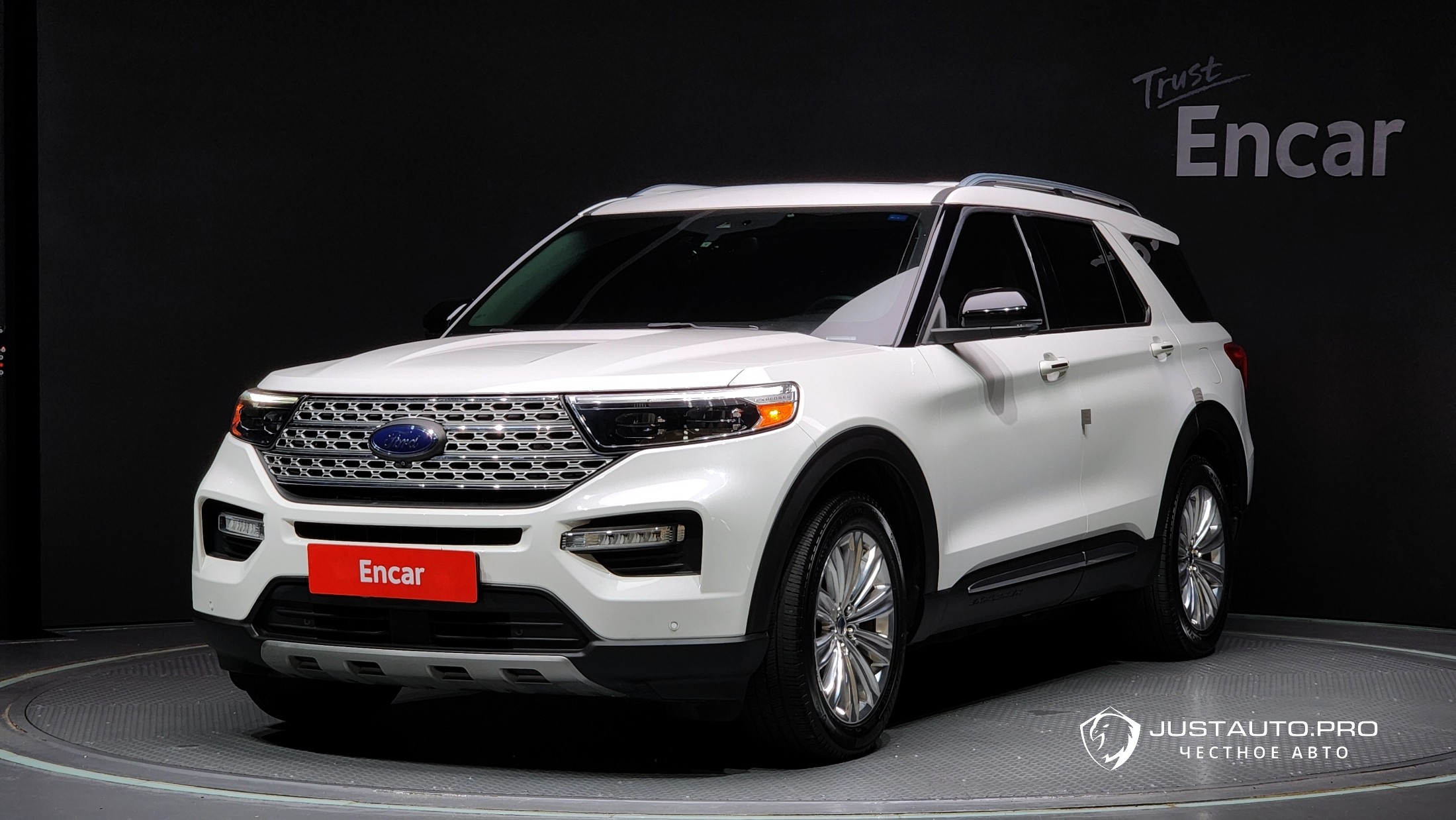 Автомобиль Ford Explorer