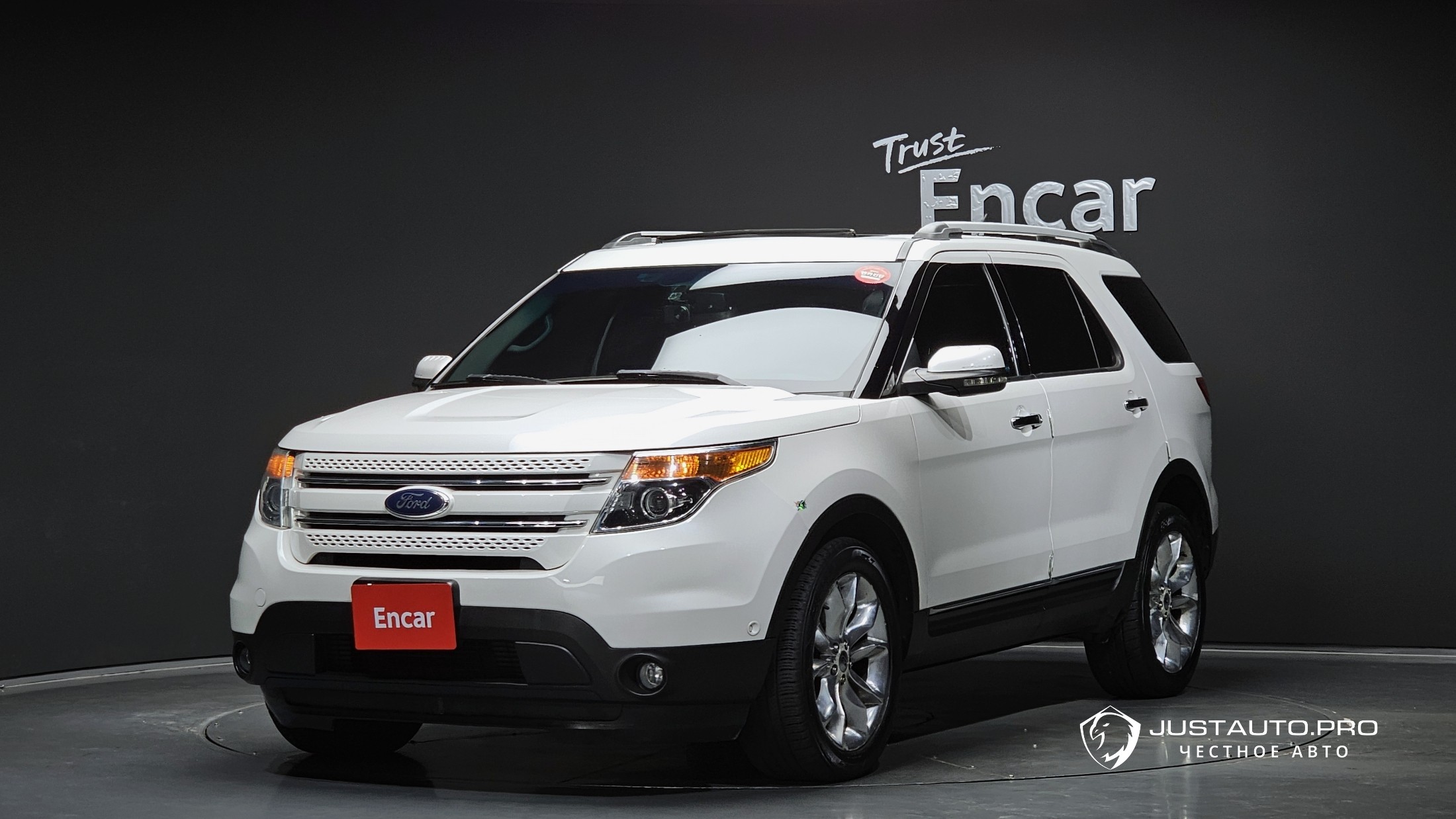 Автомобиль Ford Explorer