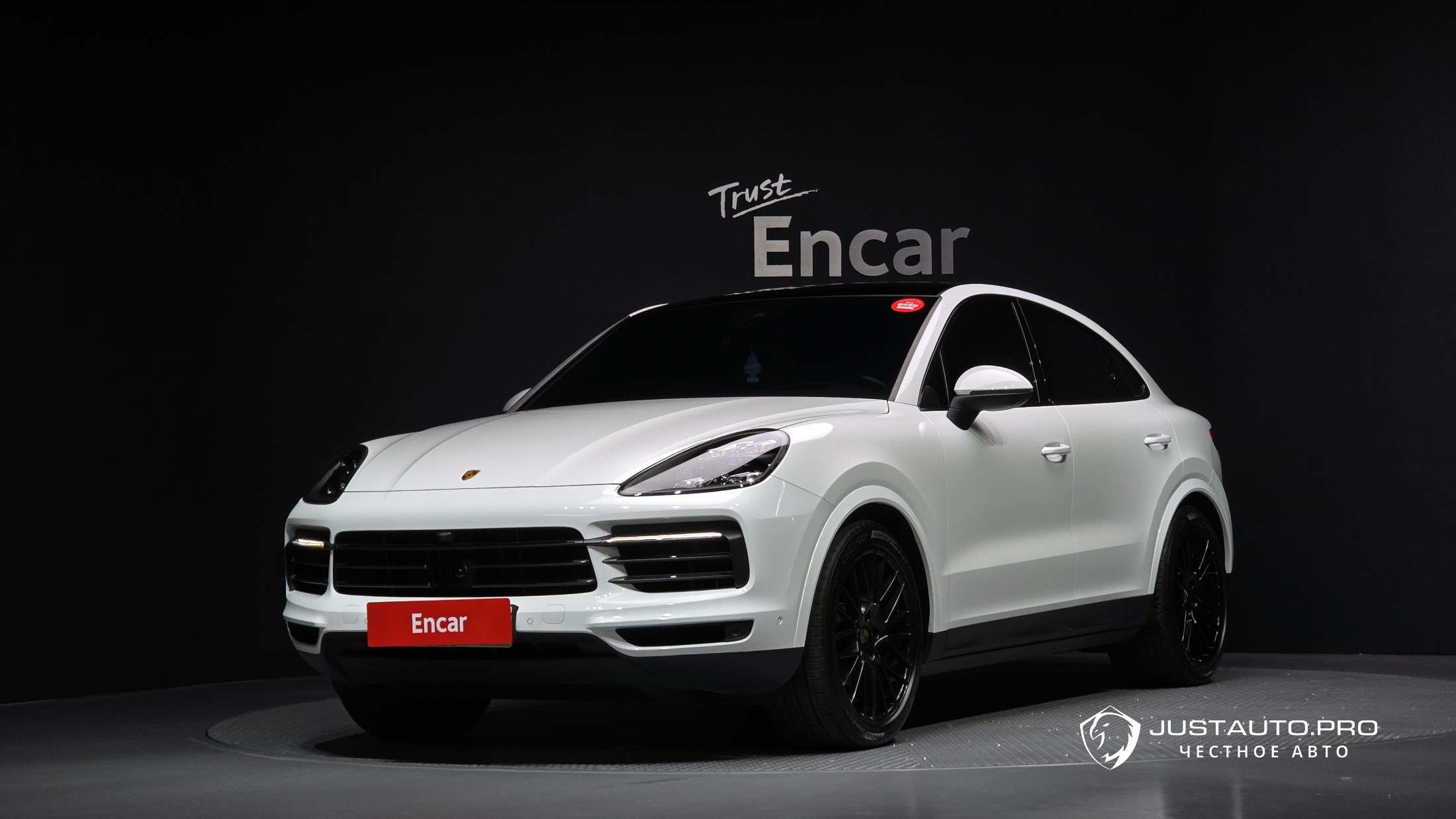 Автомобиль Porsche Cayenne
