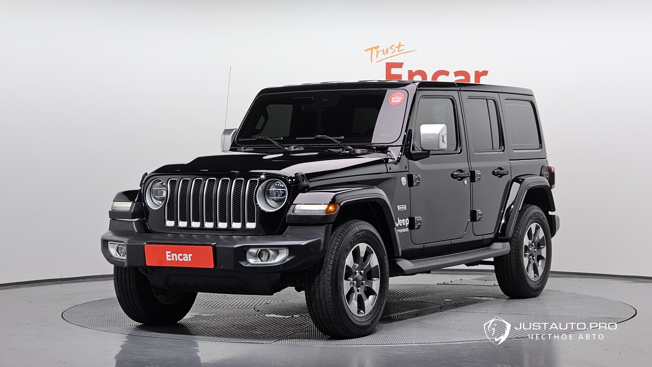 Автомобиль Jeep Wrangler