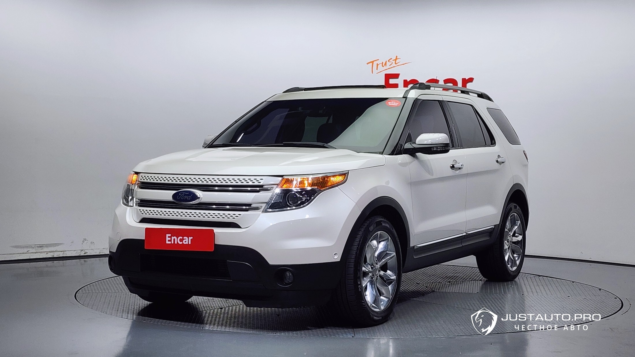 Автомобиль Ford Explorer