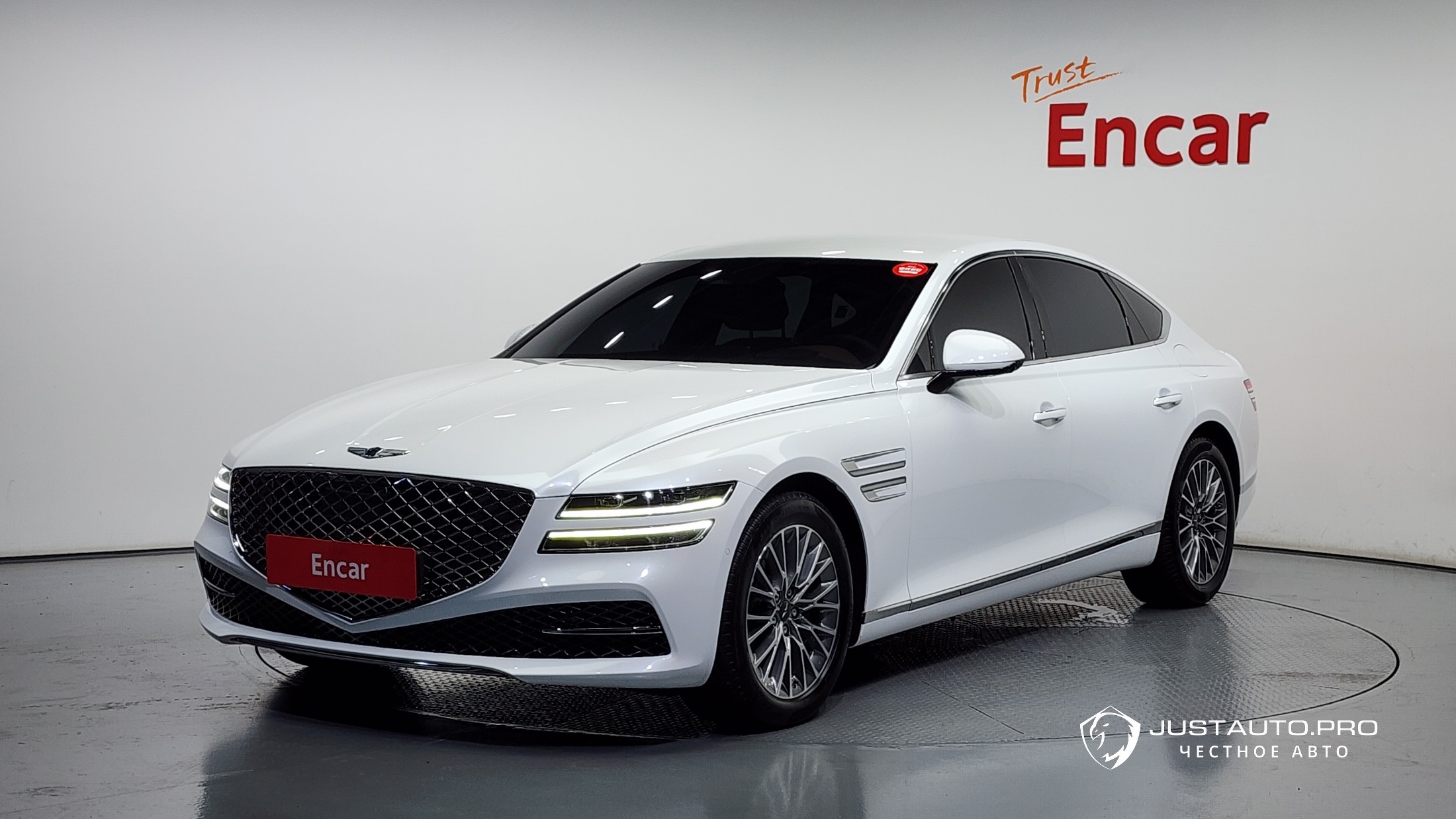 Автомобиль Genesis G80