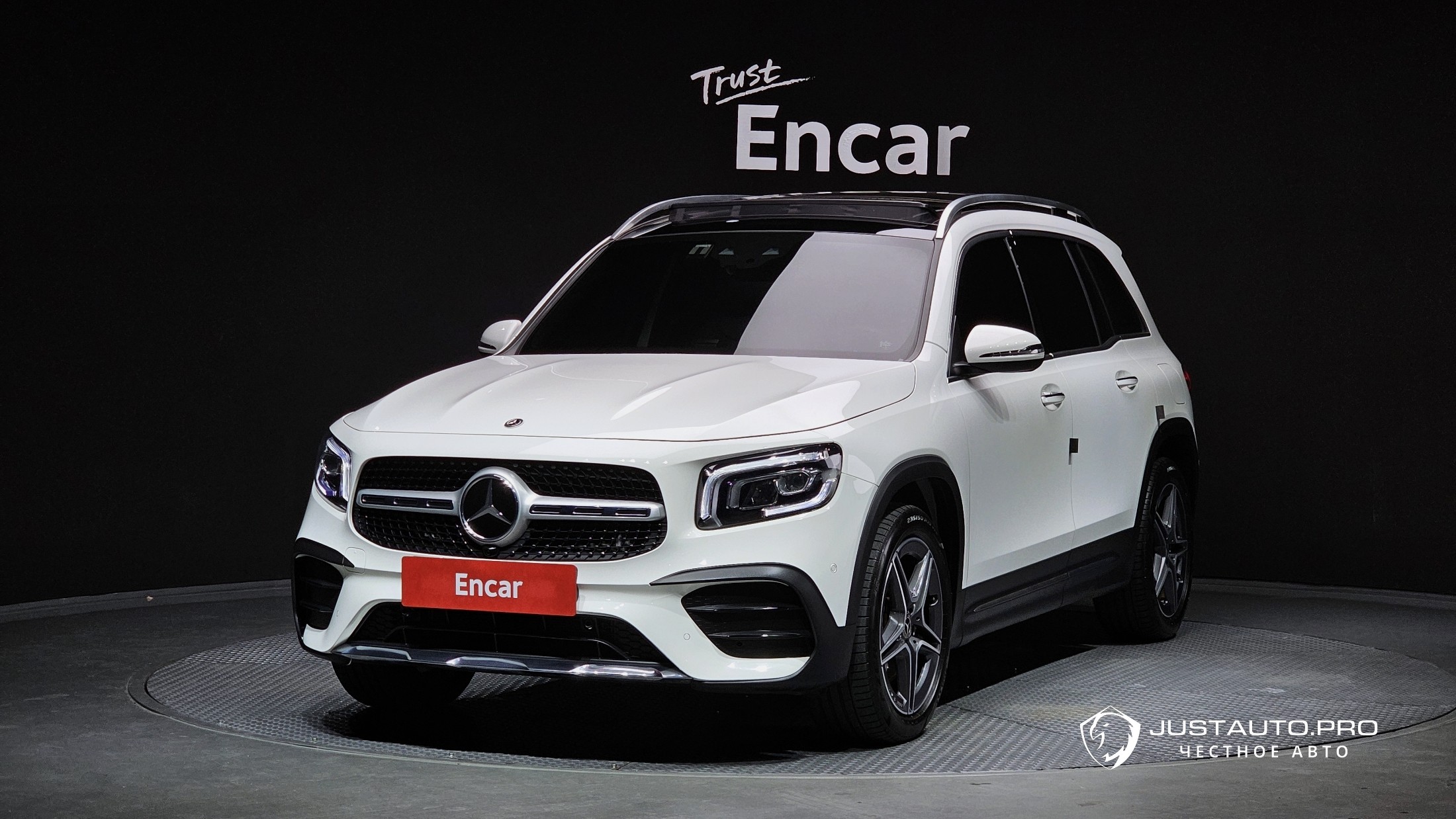 Автомобиль Mercedes-Benz GLB-Class