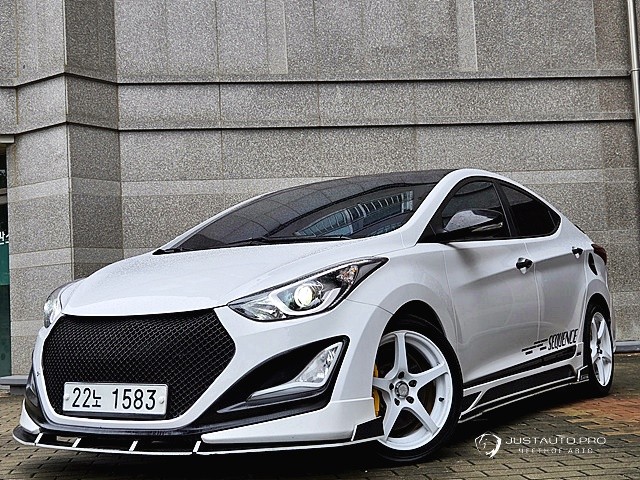 Автомобиль Hyundai AVANTE