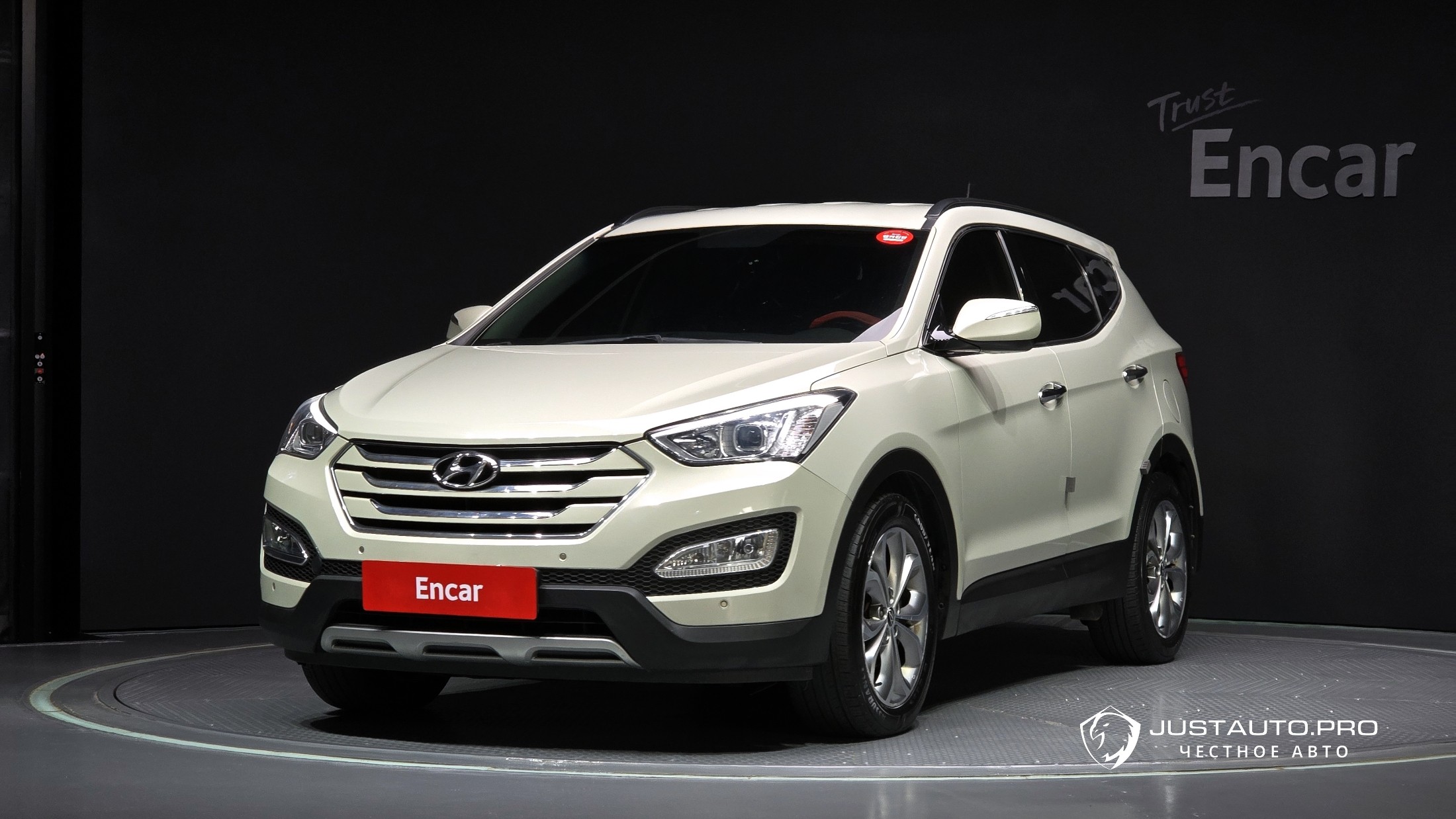 Автомобиль Hyundai Santafe