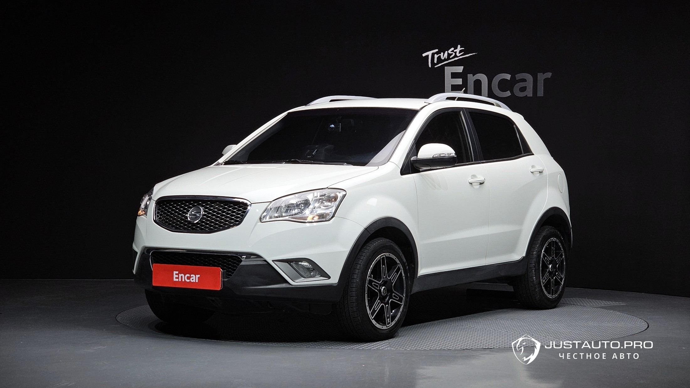 Автомобиль KG_Mobility_Ssangyong KORANDO
