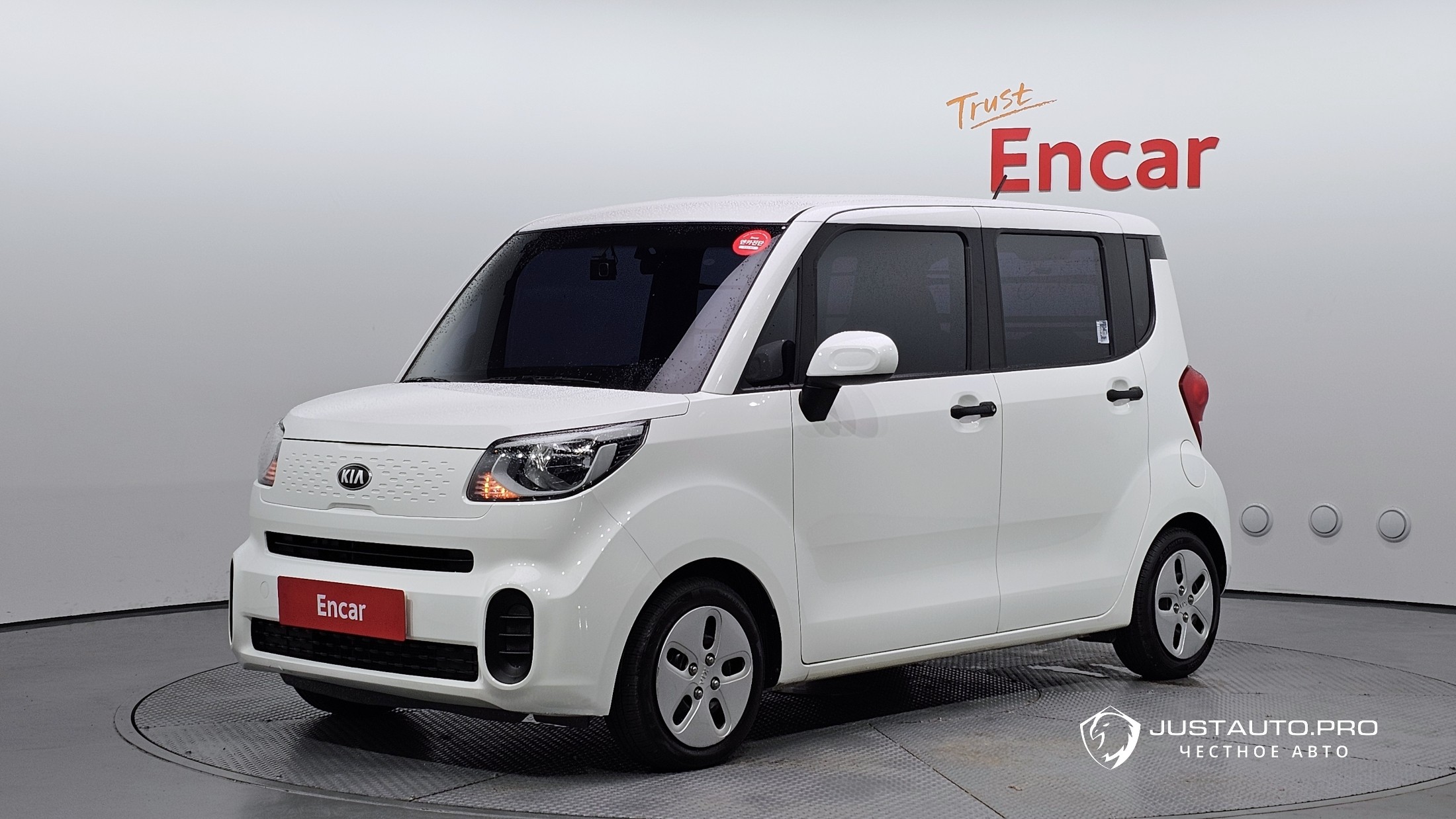 Автомобиль Kia RAY