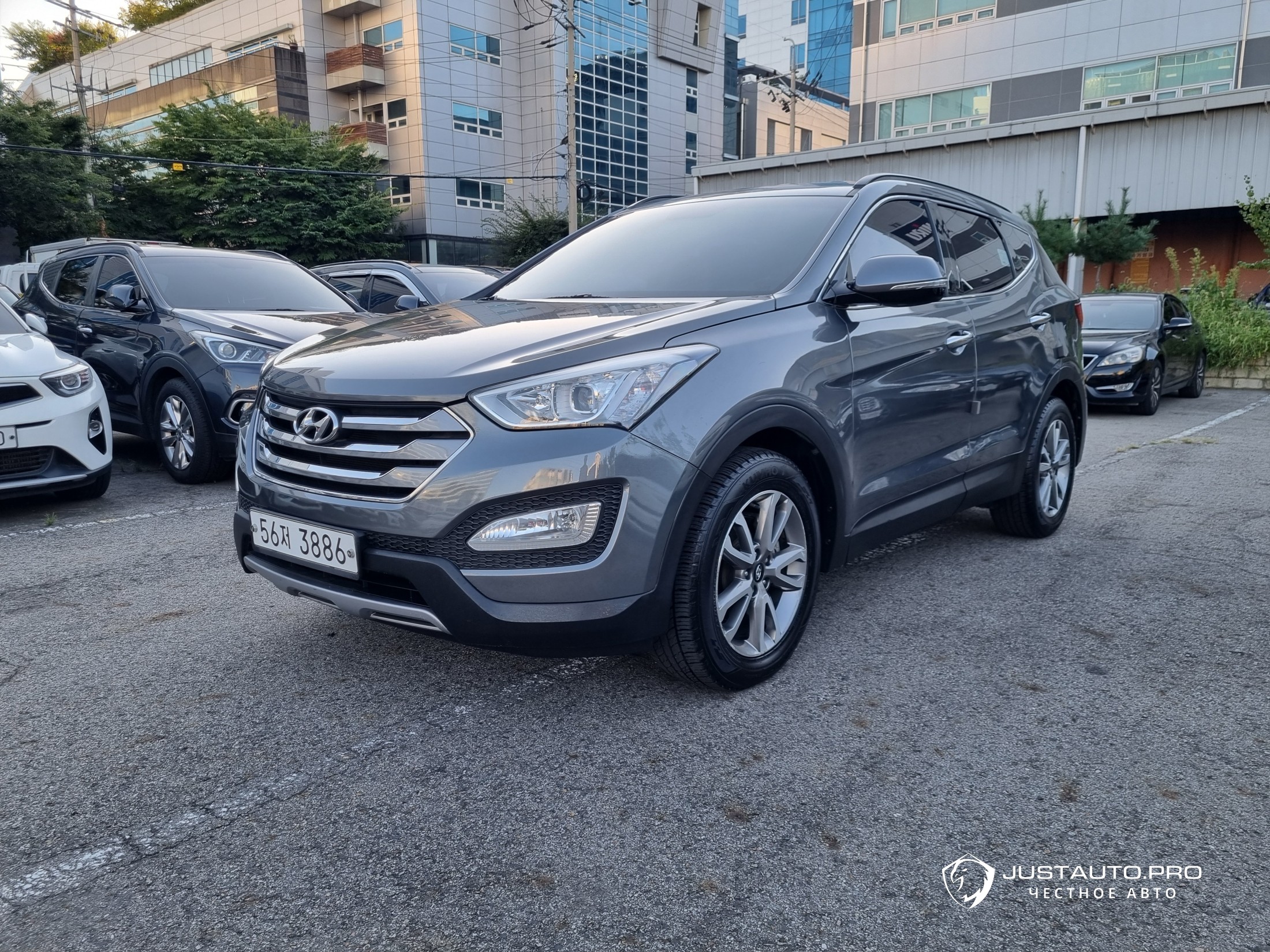Автомобиль Hyundai Santafe