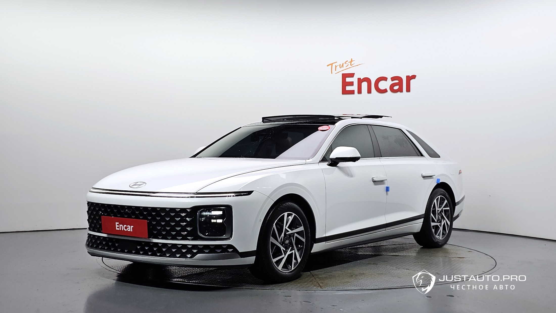 Автомобиль Hyundai Grandeur