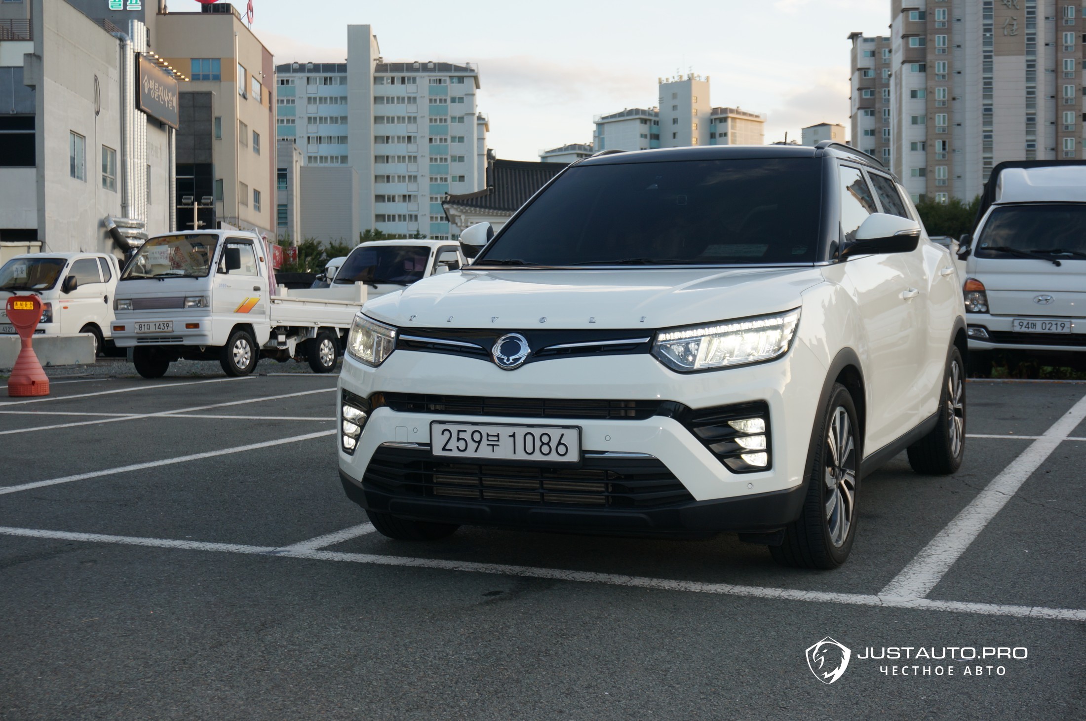 Автомобиль KG_Mobility_Ssangyong TIBOLI