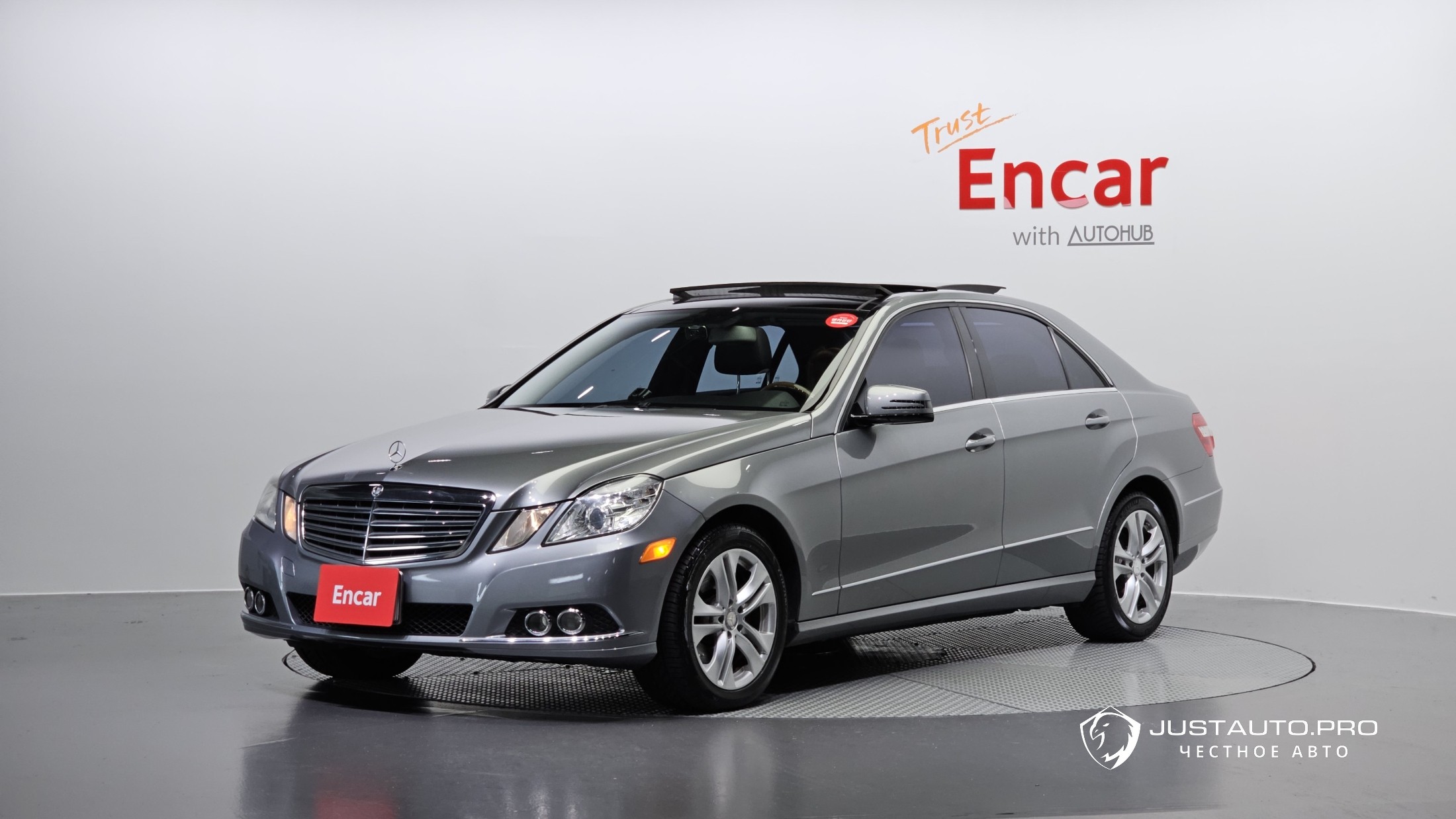Автомобиль Mercedes-Benz E-Class