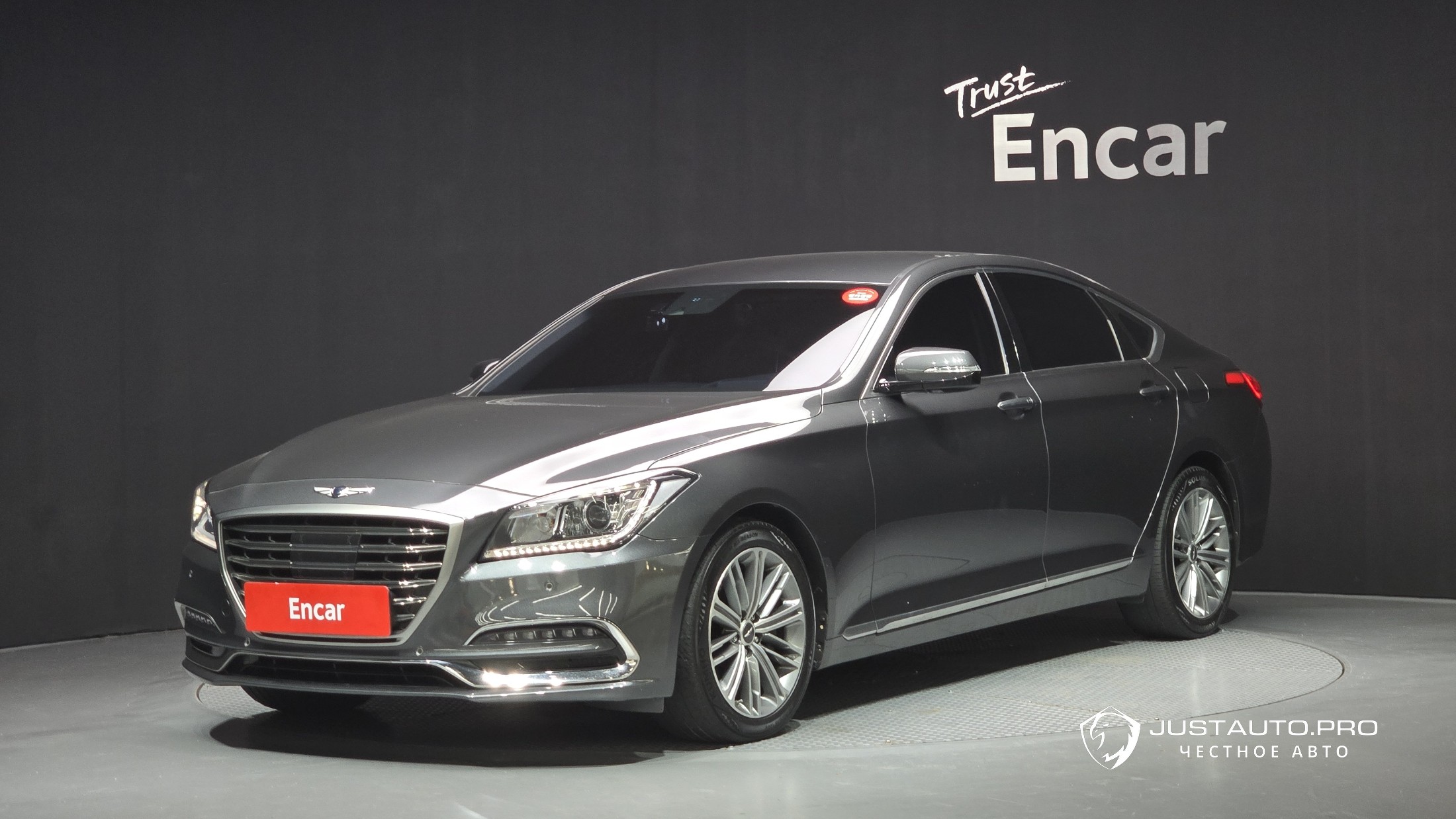 Автомобиль Genesis G80