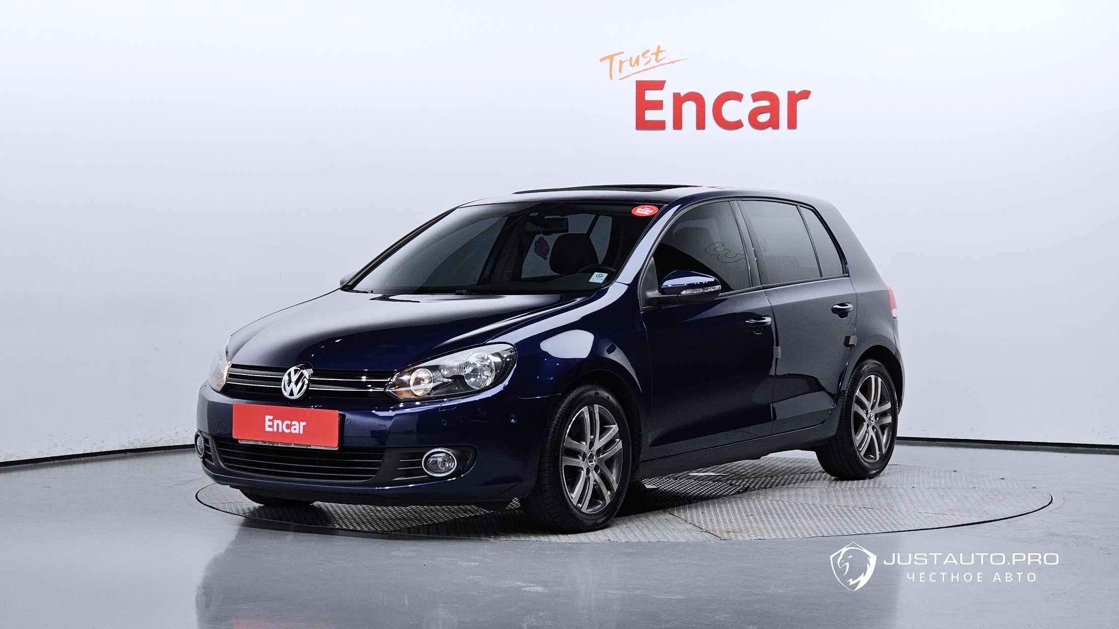 Автомобиль Volkswagen Golf