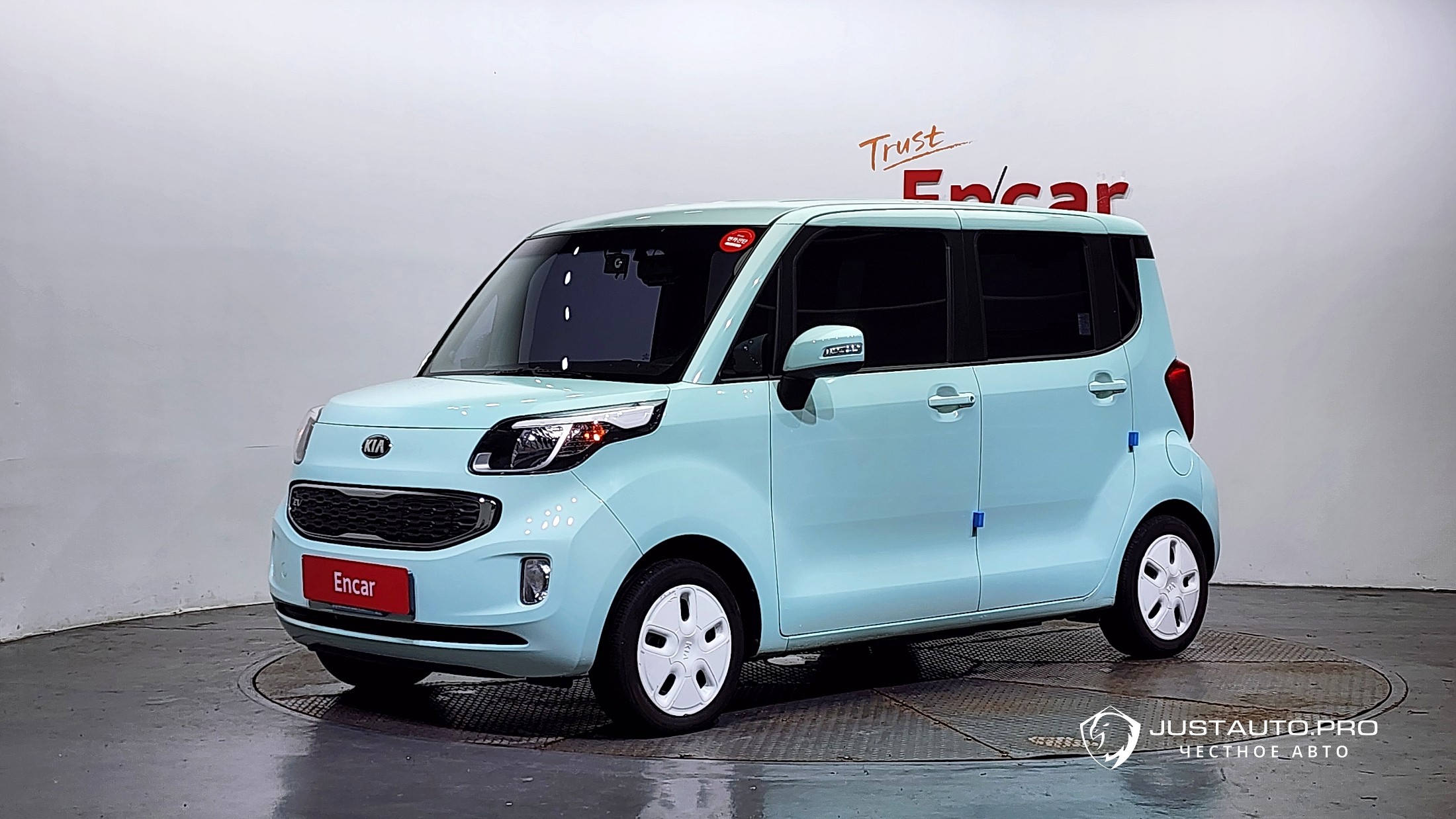 Автомобиль Kia RAY