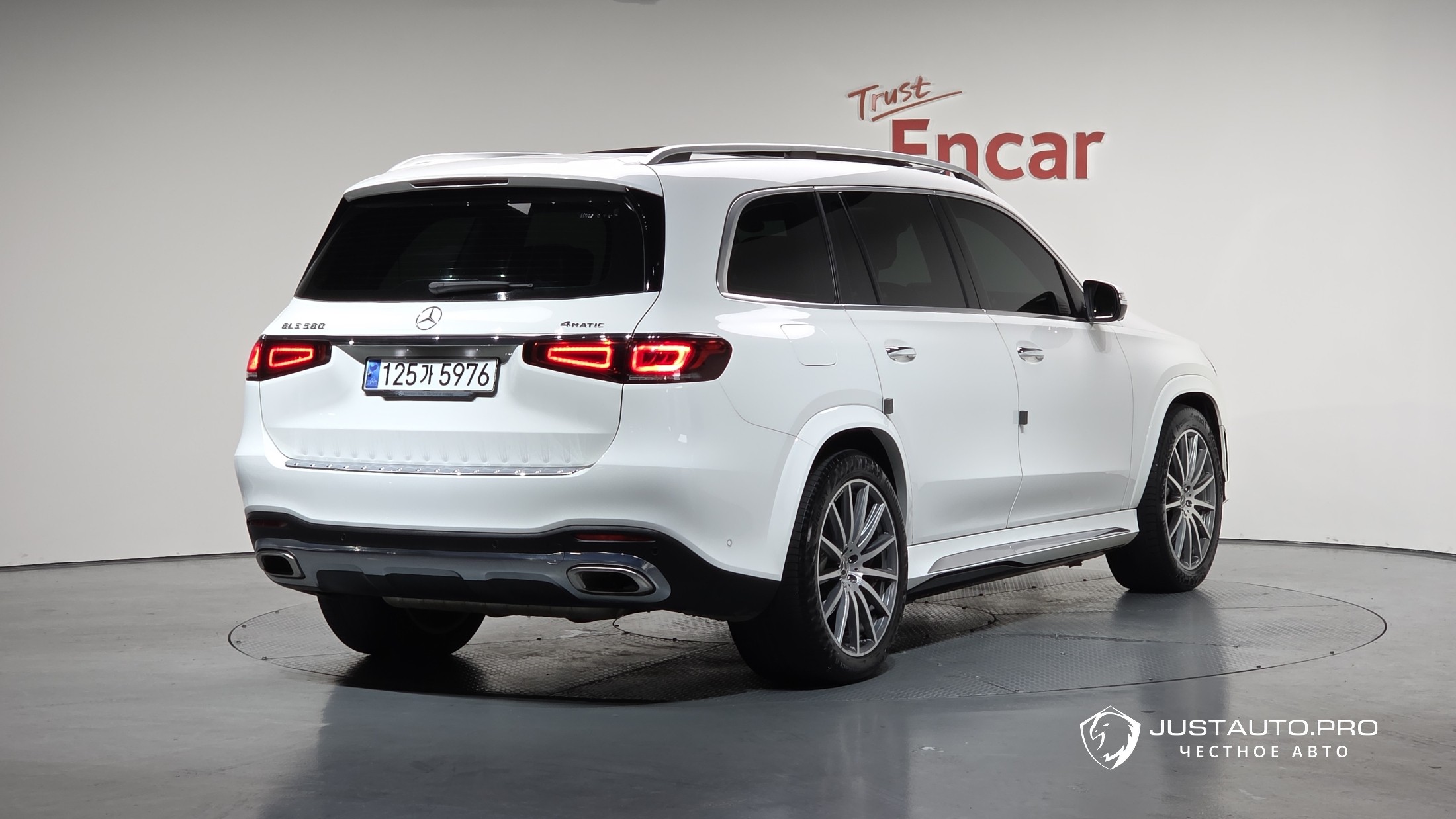 Автомобиль Mercedes-Benz GLS-Class