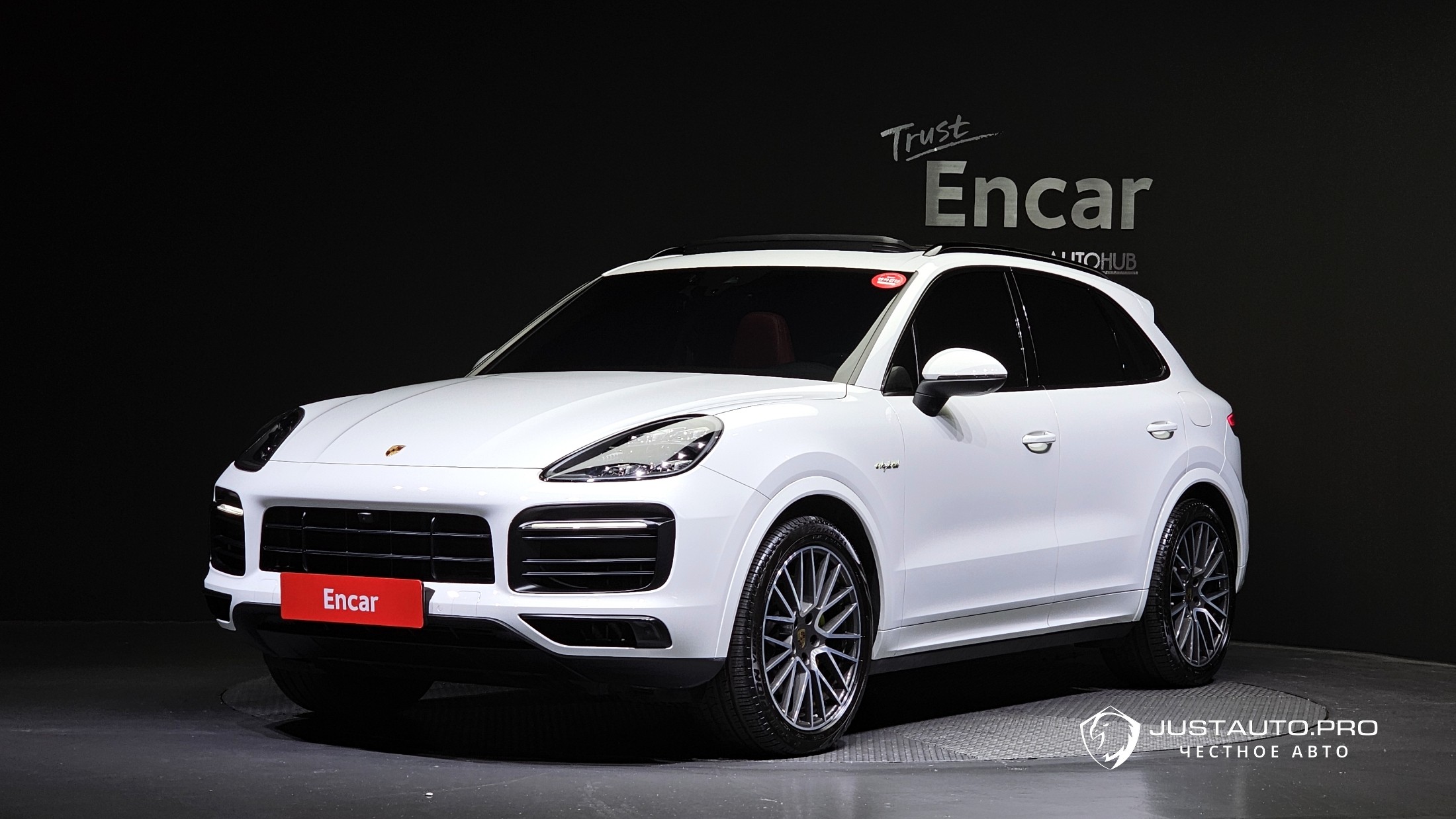 Автомобиль Porsche Cayenne