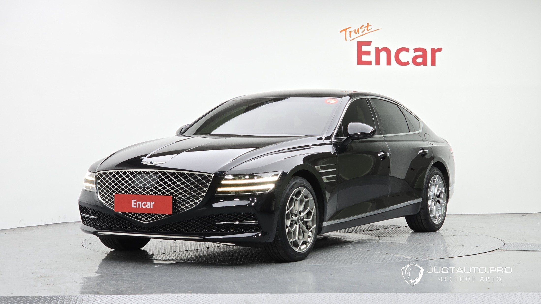 Автомобиль Genesis G80