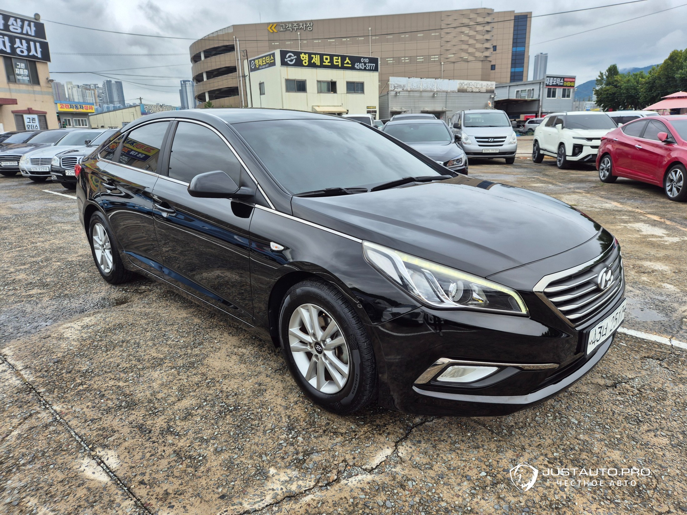 Автомобиль Hyundai Sonata