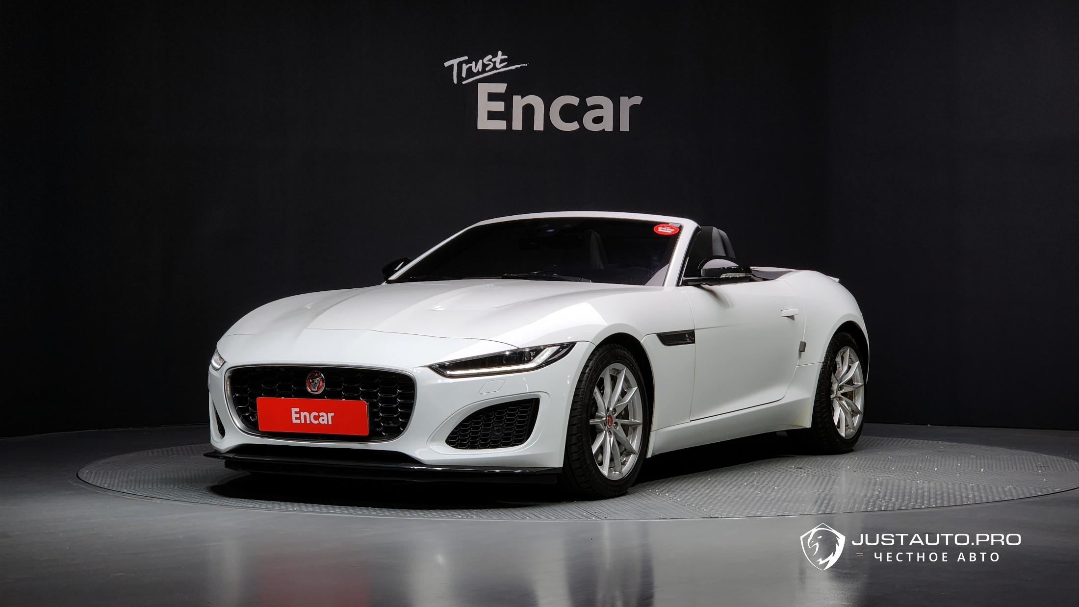 Автомобиль Jaguar F-TYPE