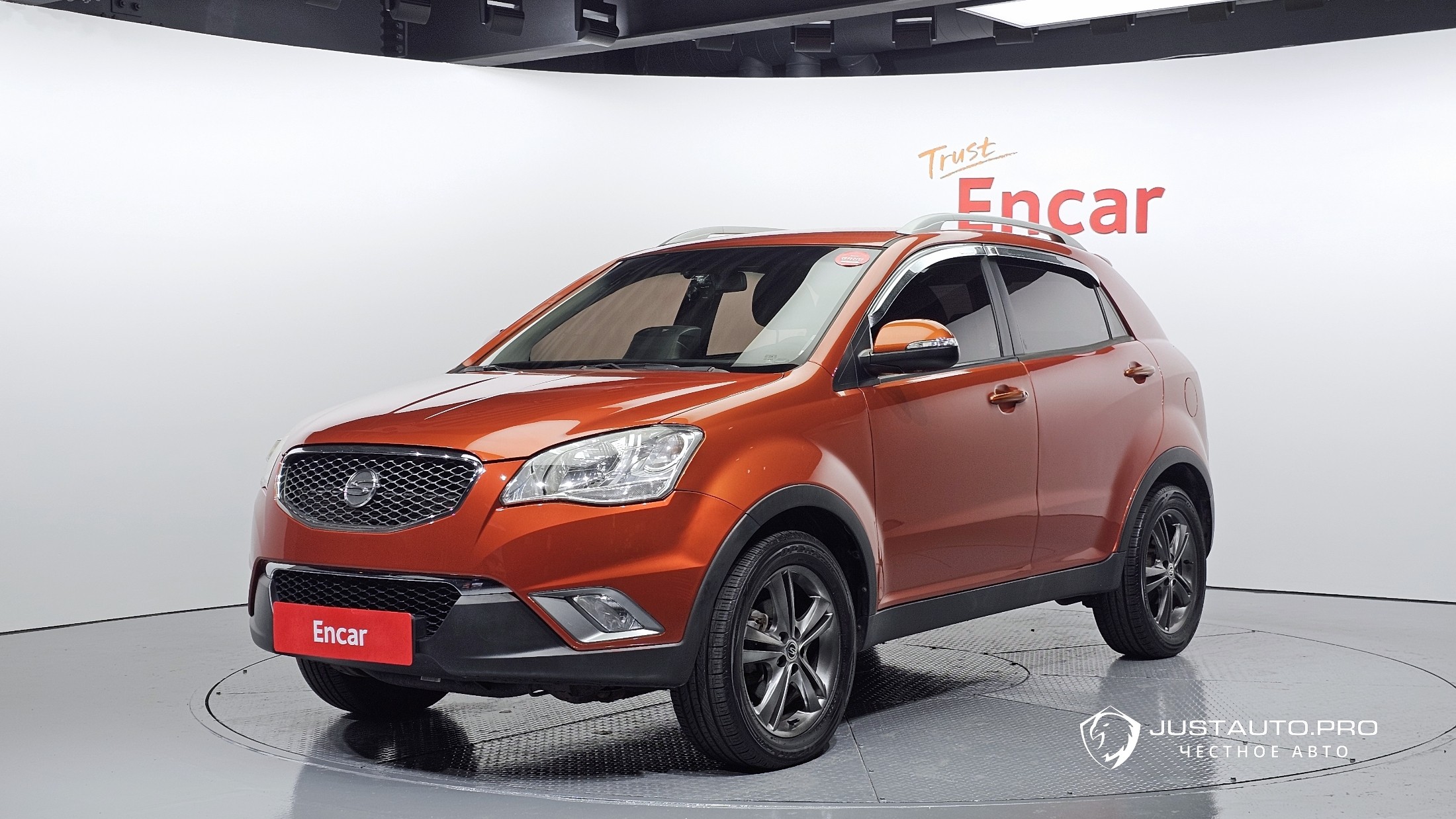 Автомобиль KG_Mobility_Ssangyong KORANDO