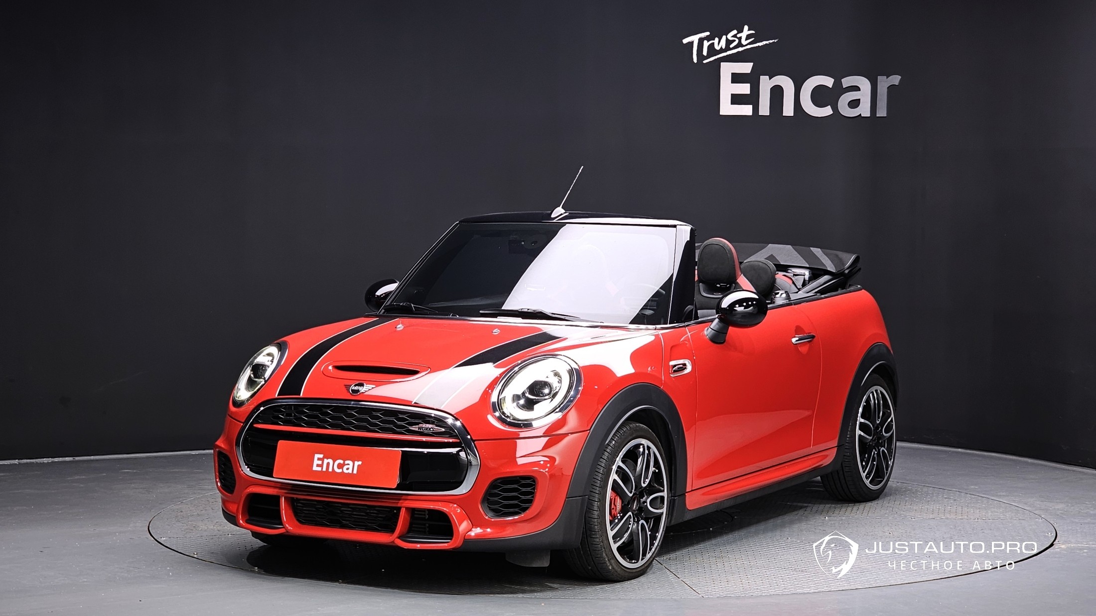 Автомобиль Mini Cooper Convertible