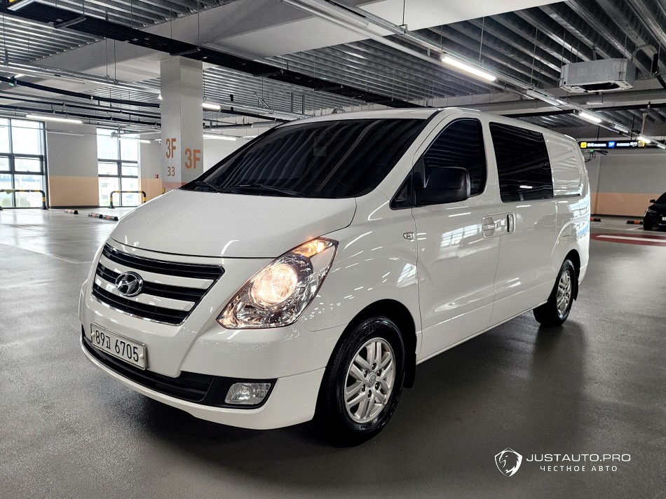 Автомобиль Hyundai Starex