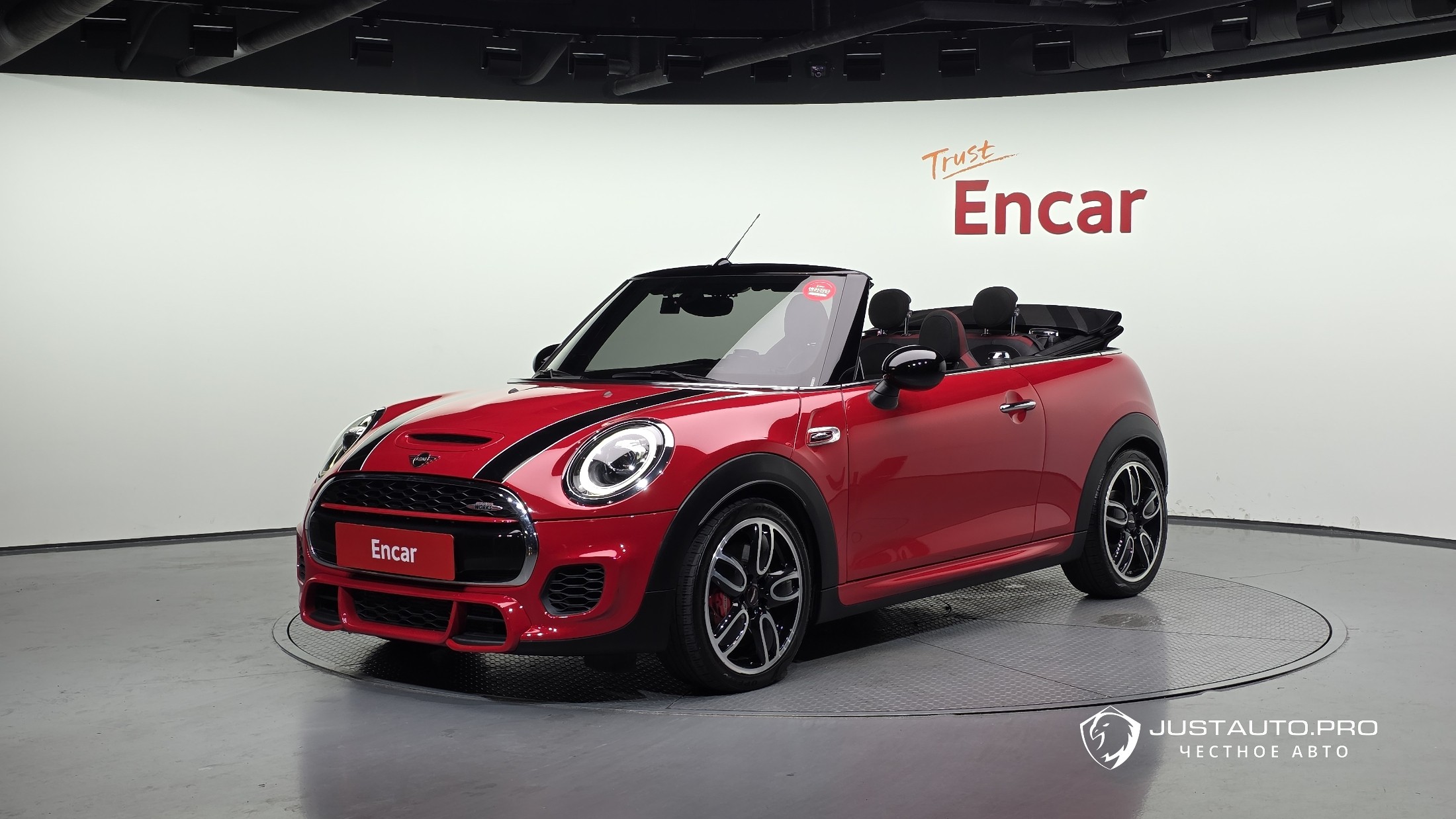 Автомобиль Mini Cooper Convertible