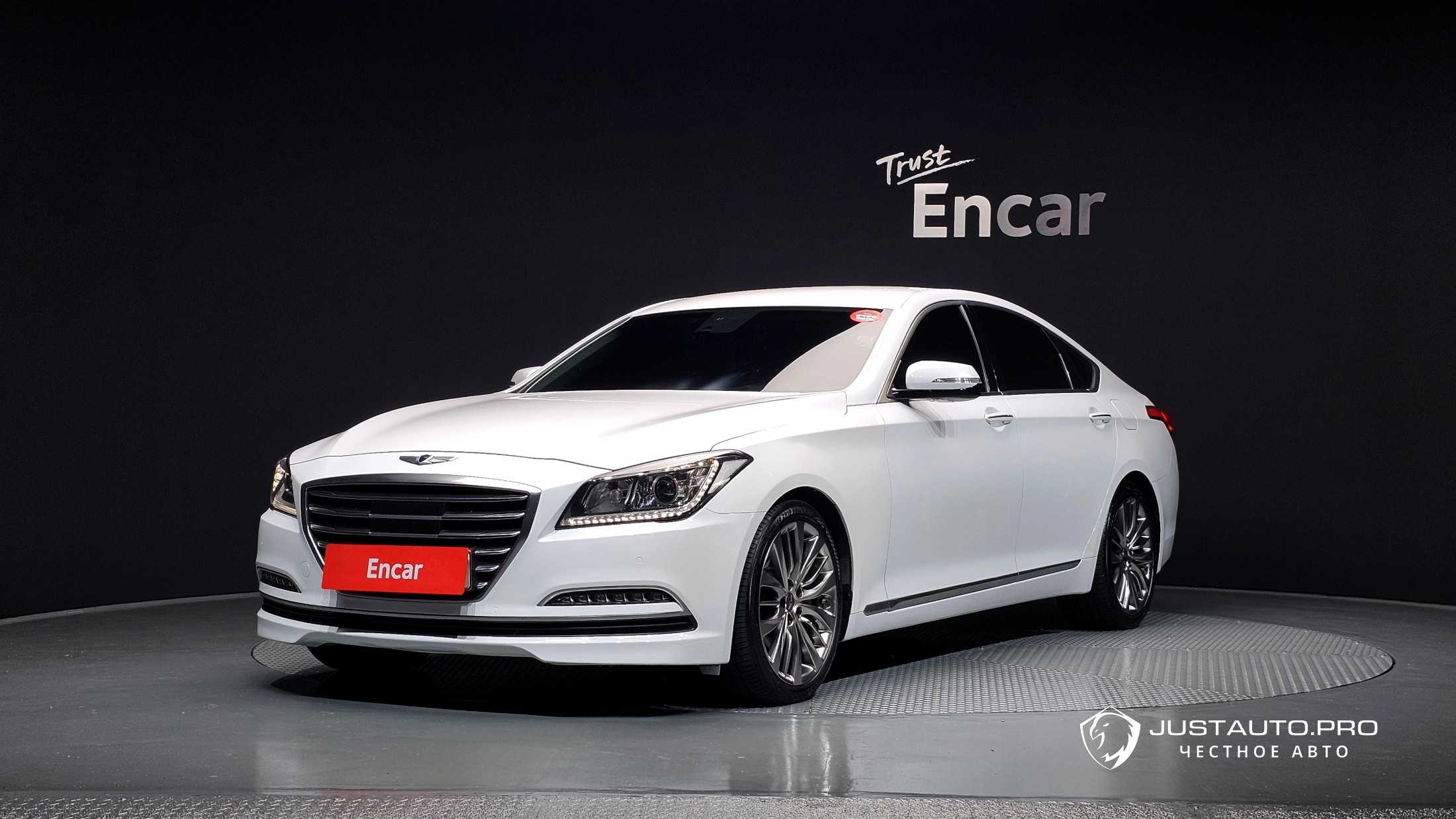 Автомобиль Hyundai Genesis