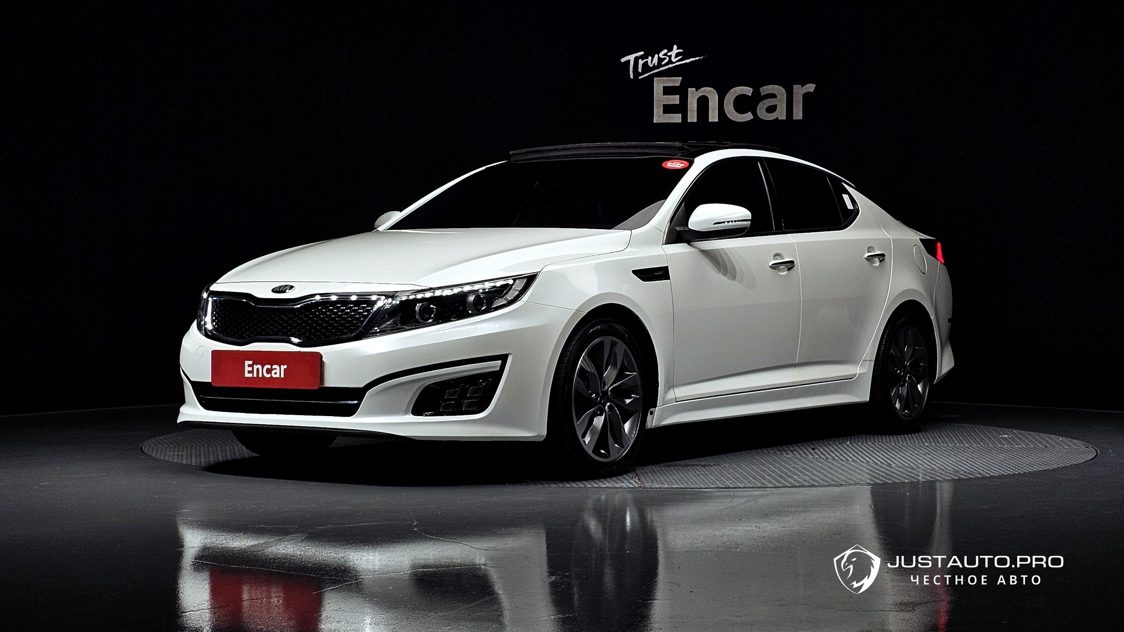 Автомобиль Kia K5